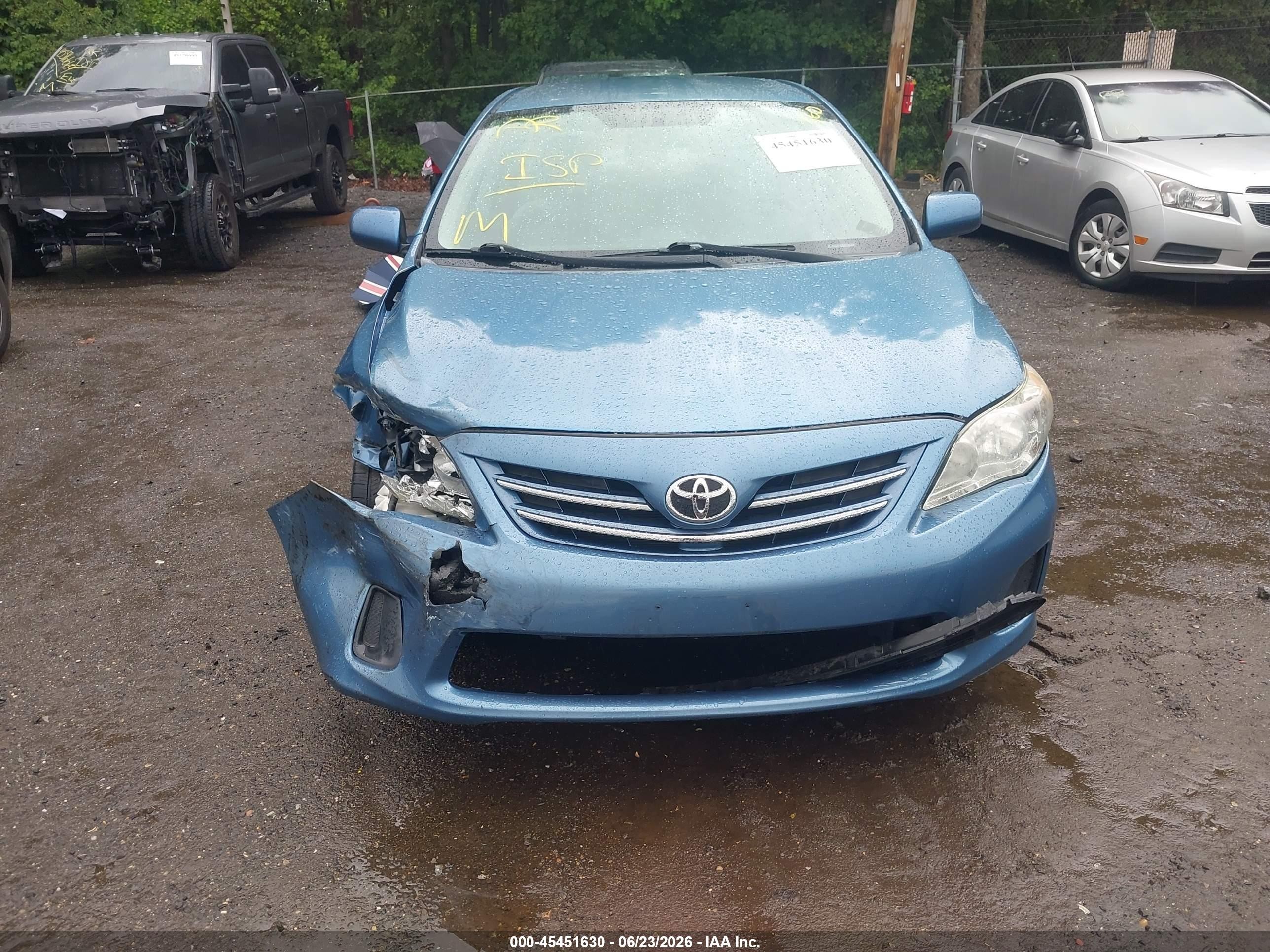 2013 Toyota Corolla Le Blue vin: 5YFBU4EE8DP078434