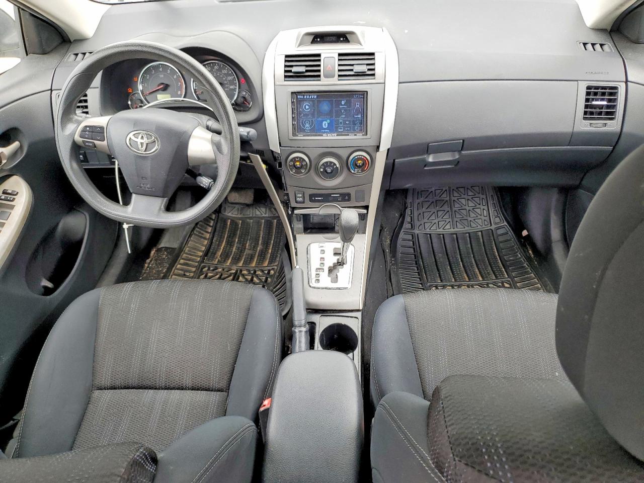 2013 Toyota Corolla S Угольный vin: 5YFBU4EE8DP082032