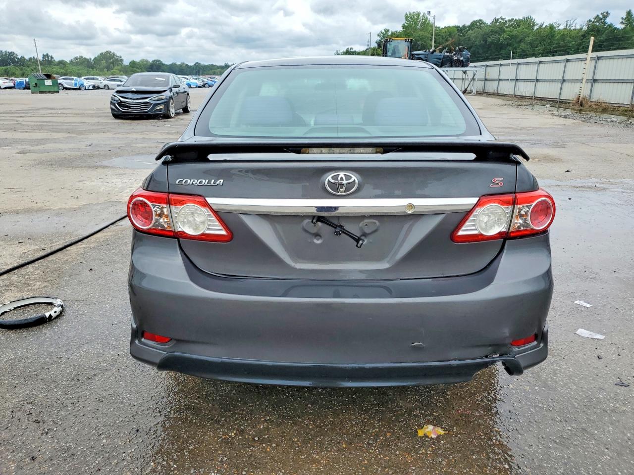 2013 Toyota Corolla S Угольный vin: 5YFBU4EE8DP082032