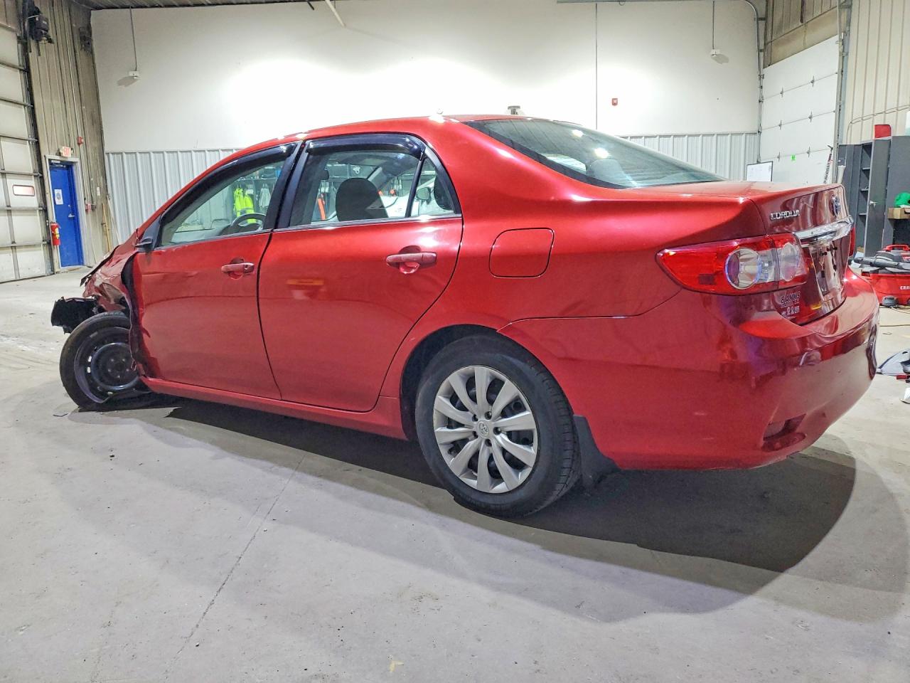 2013 Toyota Corolla Le Red vin: 5YFBU4EE8DP084816