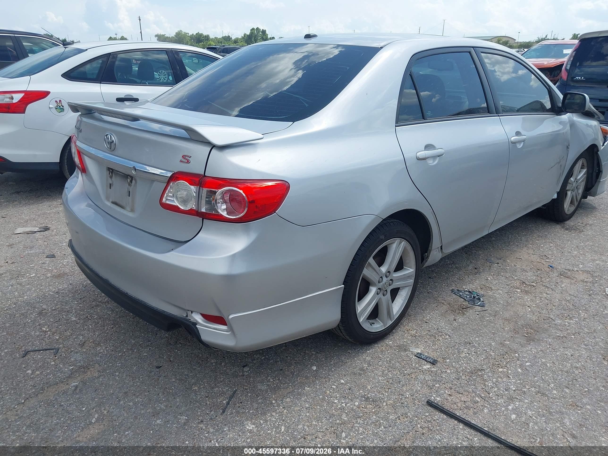 2013 Toyota Corolla S Серебряный vin: 5YFBU4EE8DP086369