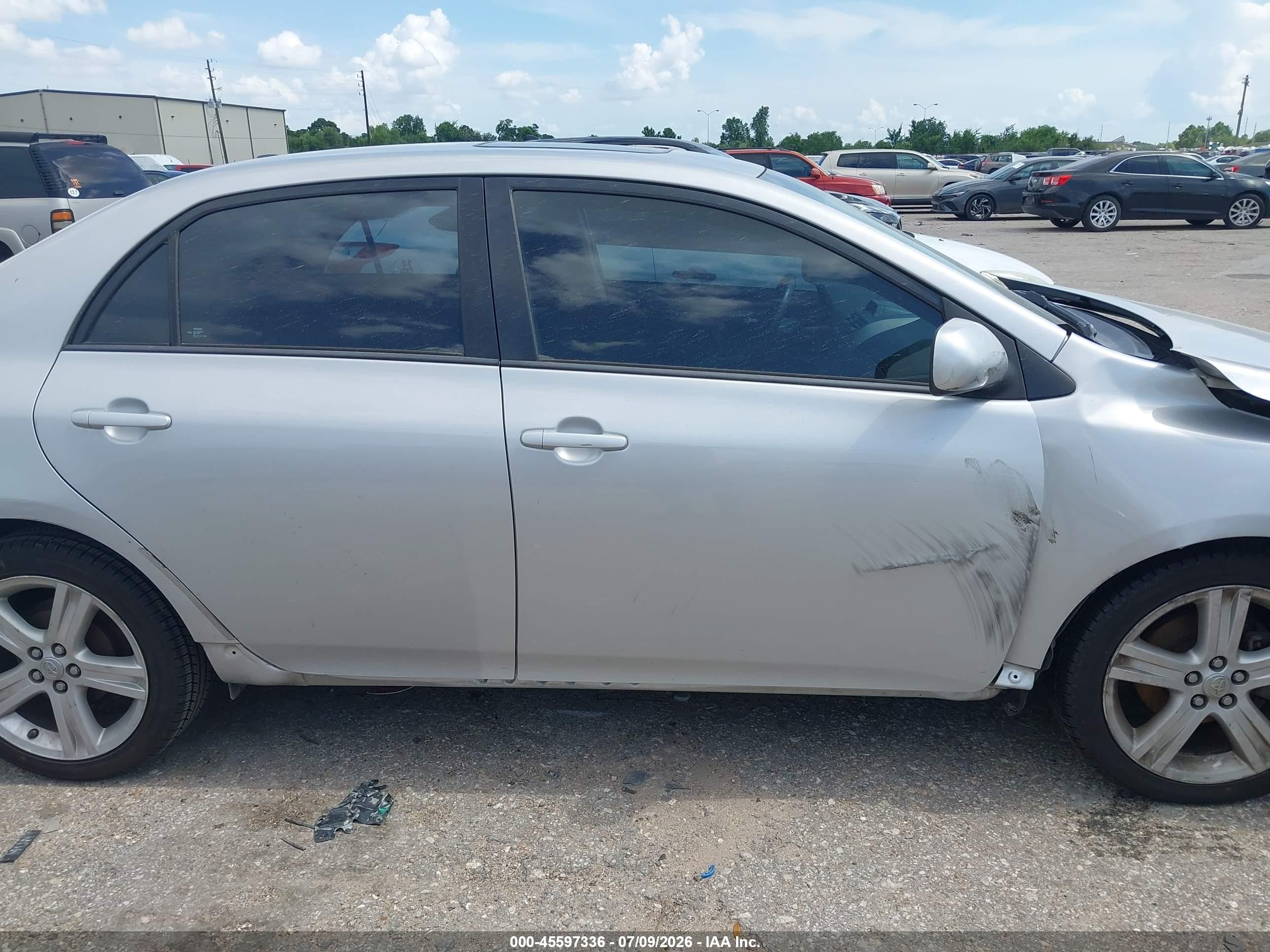 2013 Toyota Corolla S Серебряный vin: 5YFBU4EE8DP086369