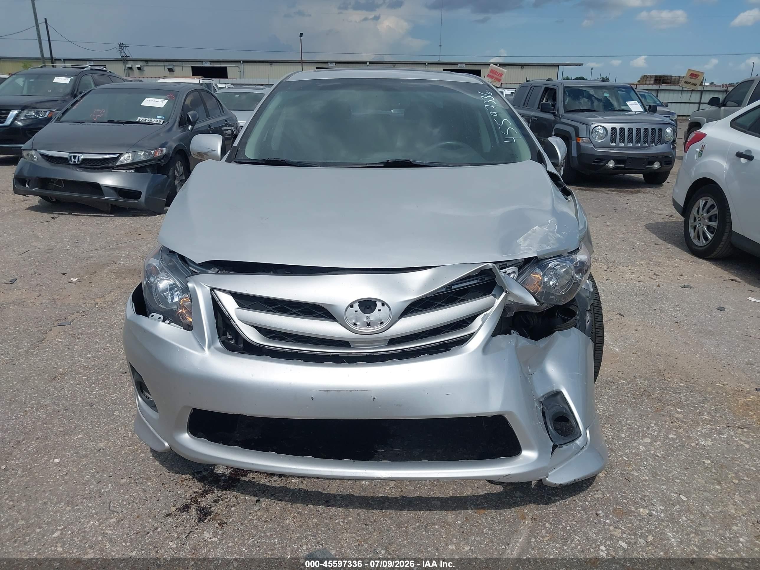 2013 Toyota Corolla S Серебряный vin: 5YFBU4EE8DP086369