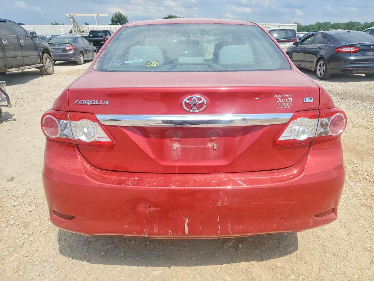 2013 Toyota Corolla Le Red vin: 5YFBU4EE8DP088350