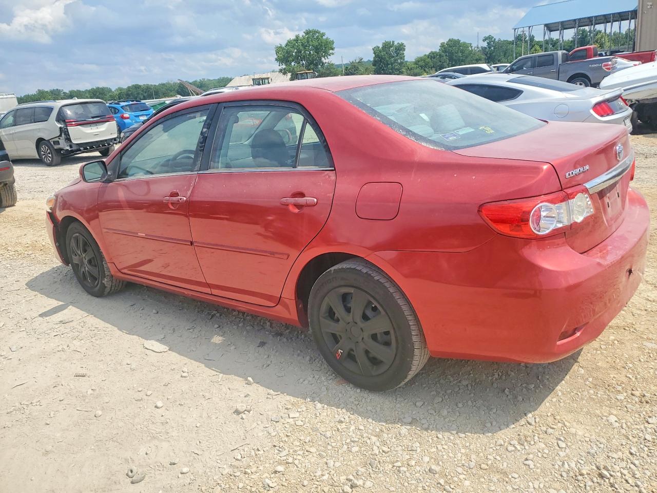 2013 Toyota Corolla Le Red vin: 5YFBU4EE8DP088350