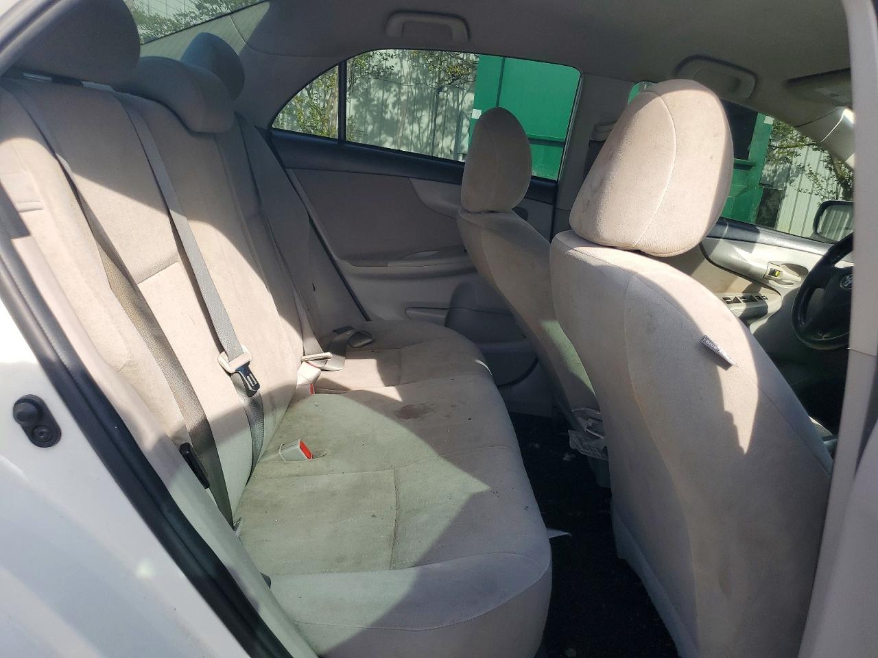 2013 Toyota Corolla L Белый vin: 5YFBU4EE8DP089045