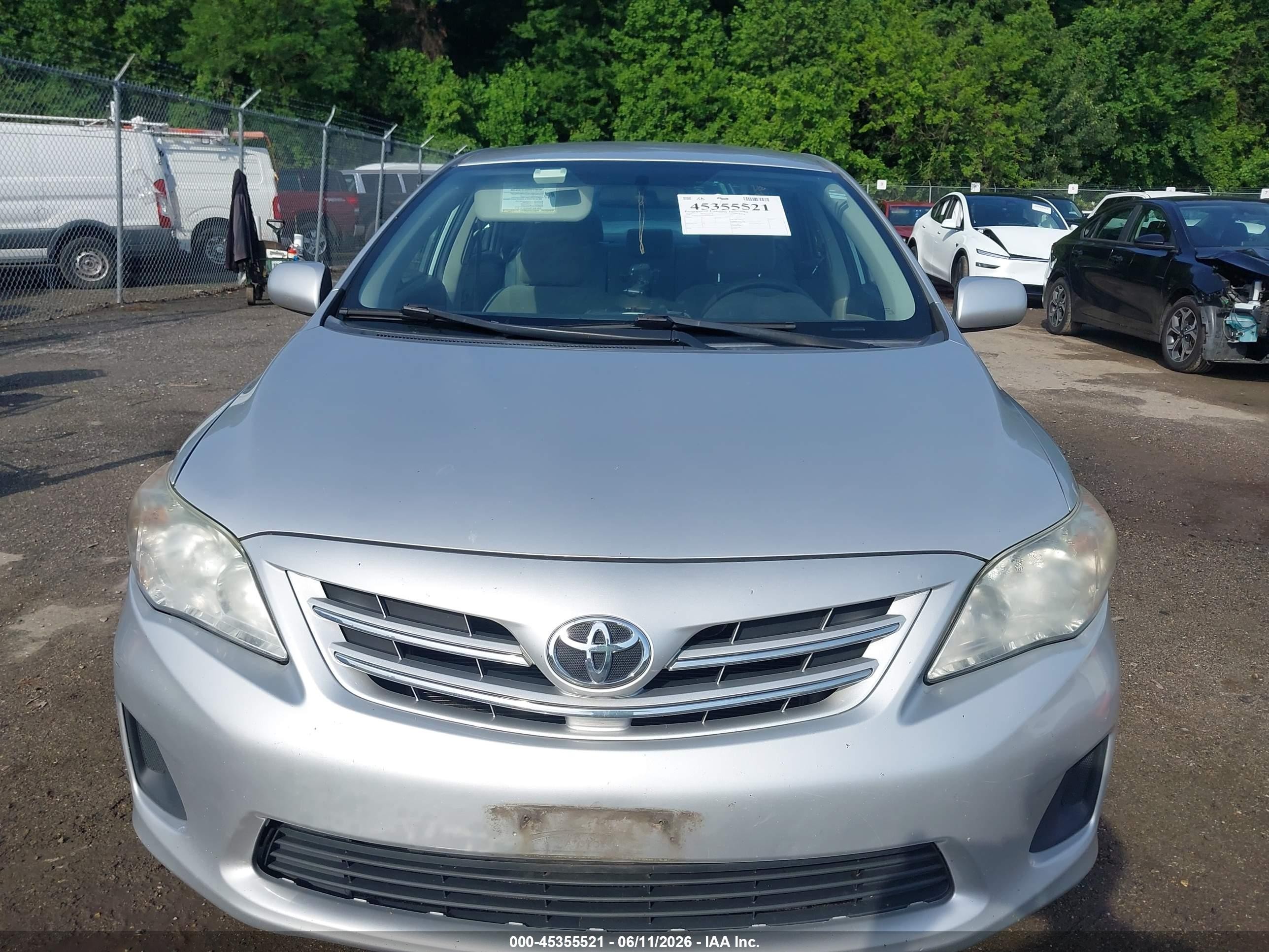2013 Toyota Corolla Le Silver vin: 5YFBU4EE8DP094990