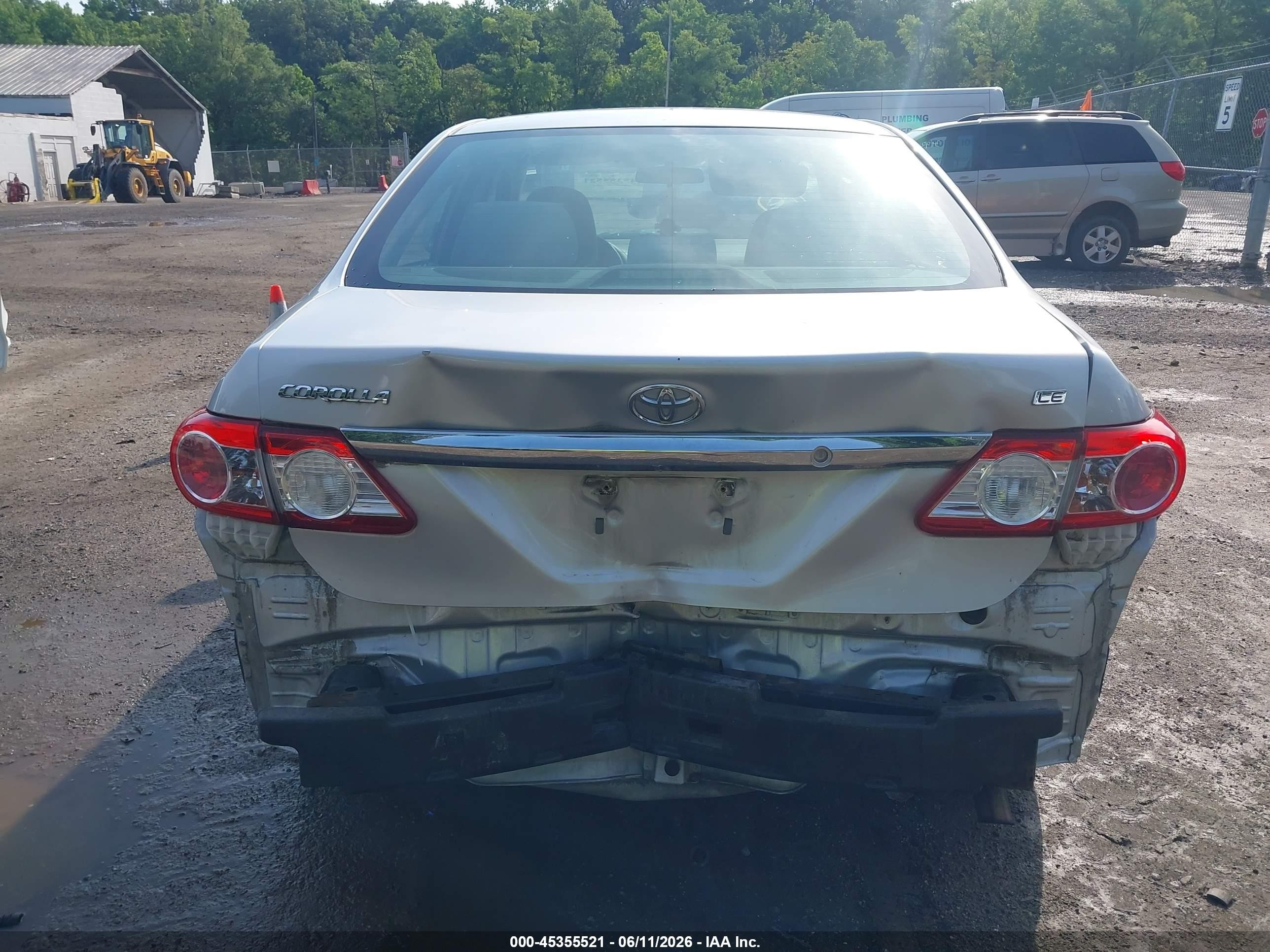 2013 Toyota Corolla Le Silver vin: 5YFBU4EE8DP094990