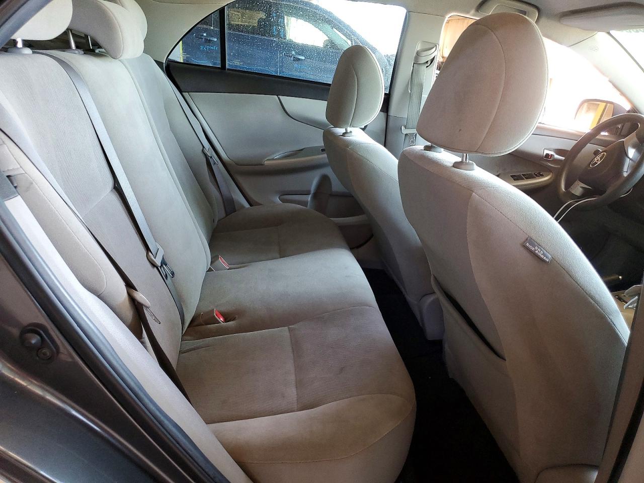 2013 Toyota Corolla Le Gray vin: 5YFBU4EE8DP102585