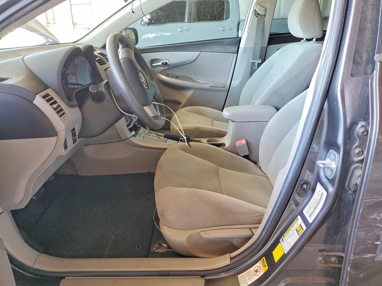 2013 Toyota Corolla Le Gray vin: 5YFBU4EE8DP102585