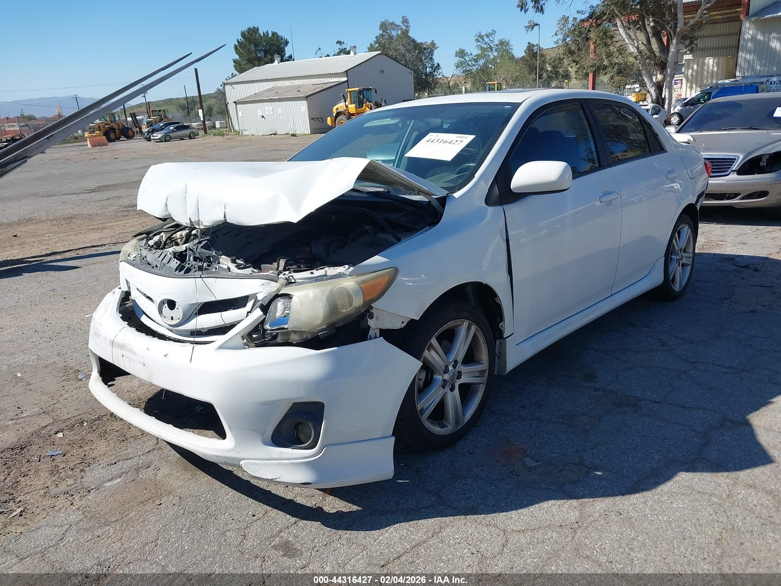 2013 Toyota Corolla S White vin: 5YFBU4EE8DP110900