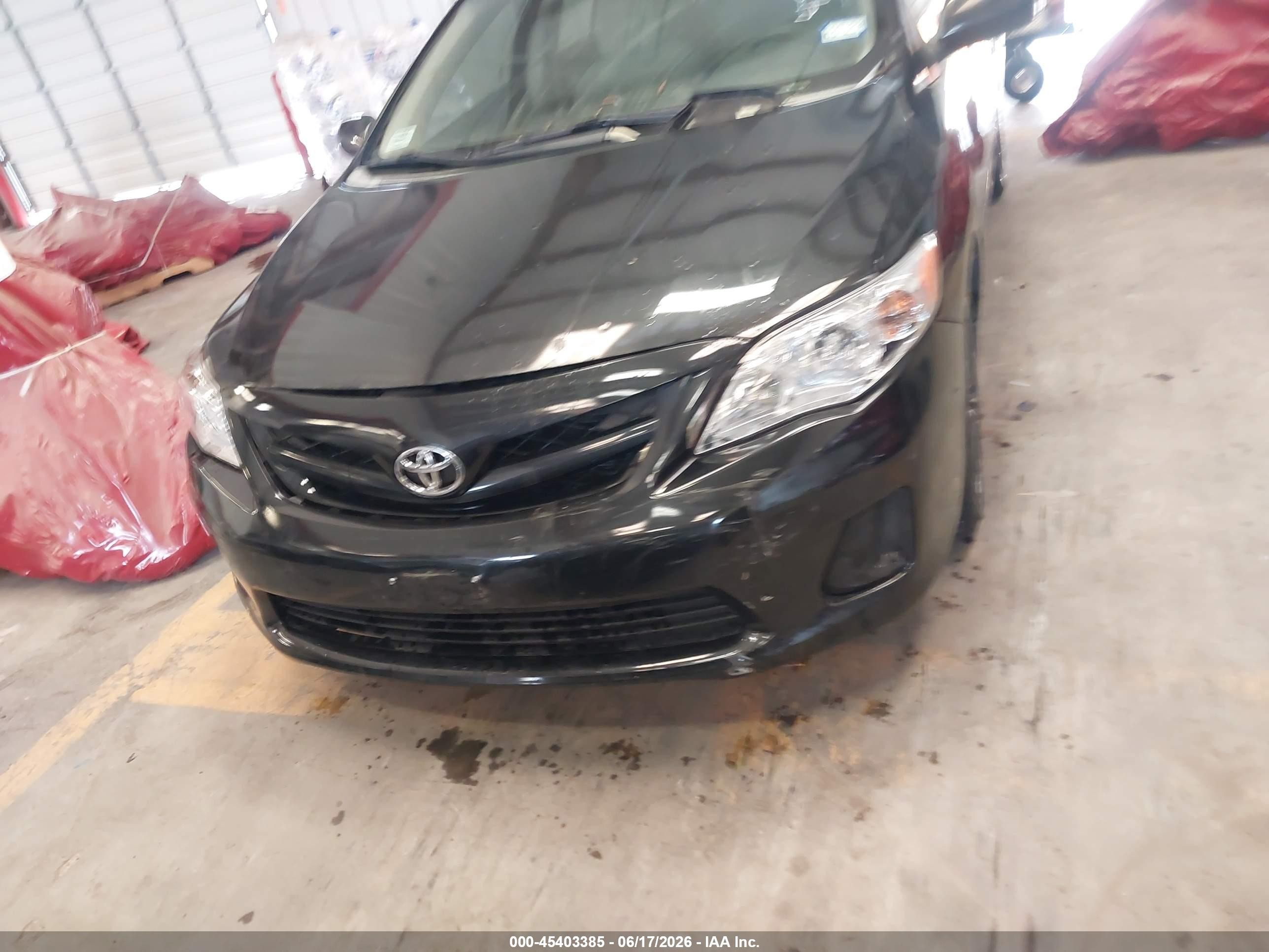 2013 Toyota Corolla Le Черный vin: 5YFBU4EE8DP114042