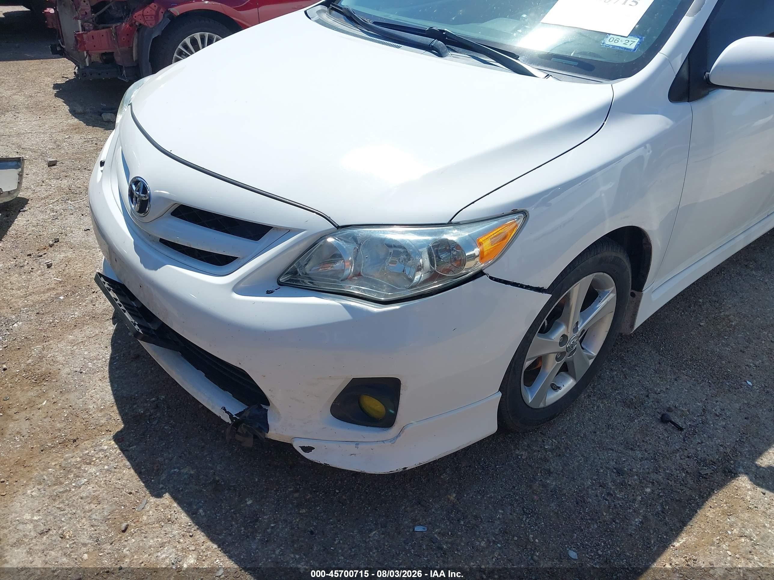 2013 Toyota Corolla S White vin: 5YFBU4EE8DP125722