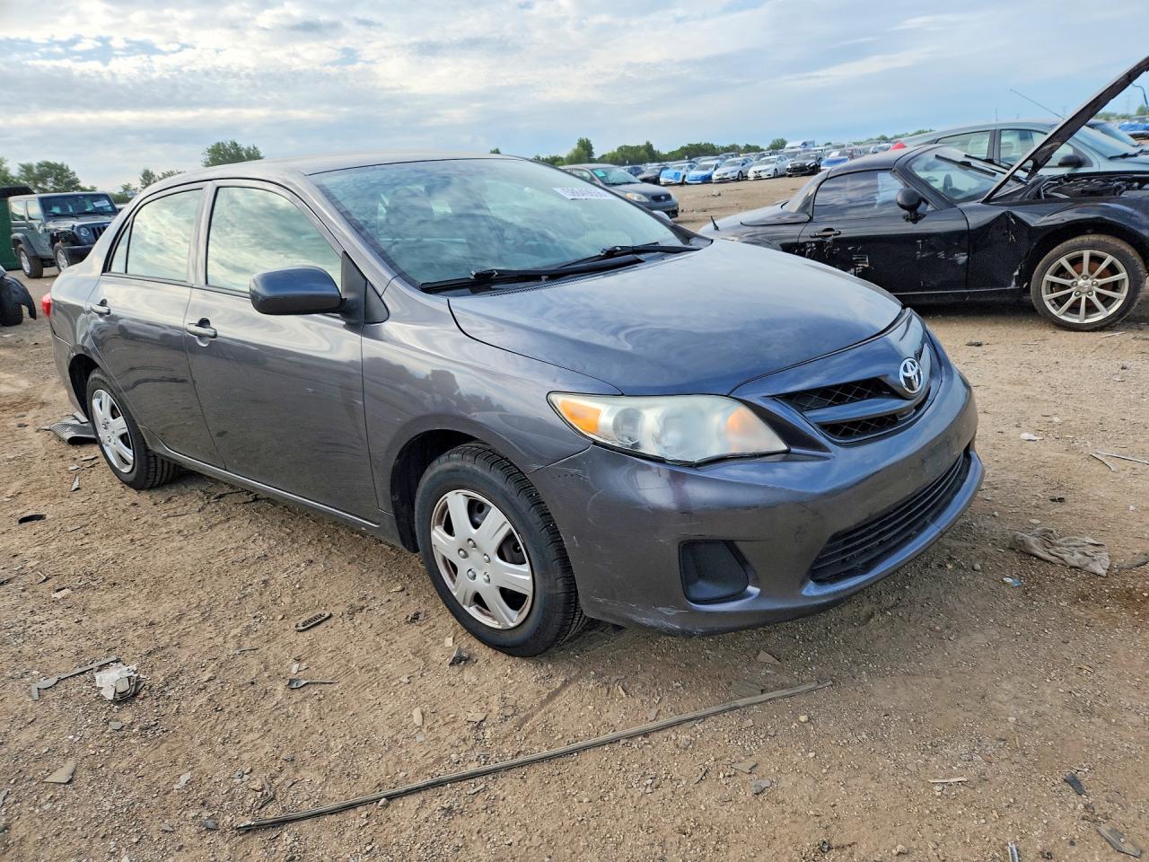 2013 Toyota Corolla L Gray vin: 5YFBU4EE8DP125851
