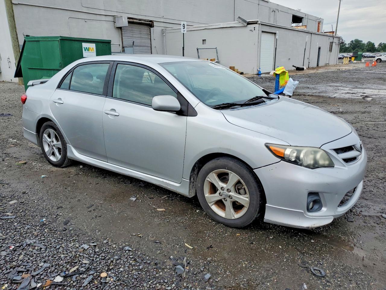 2013 Toyota Corolla S Silver vin: 5YFBU4EE8DP132041