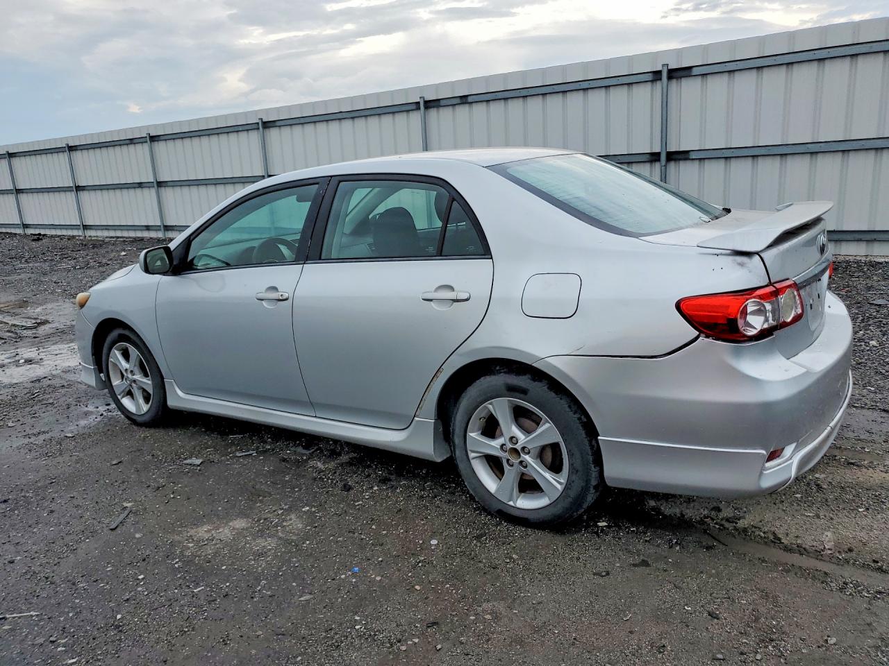 2013 Toyota Corolla S Silver vin: 5YFBU4EE8DP132041