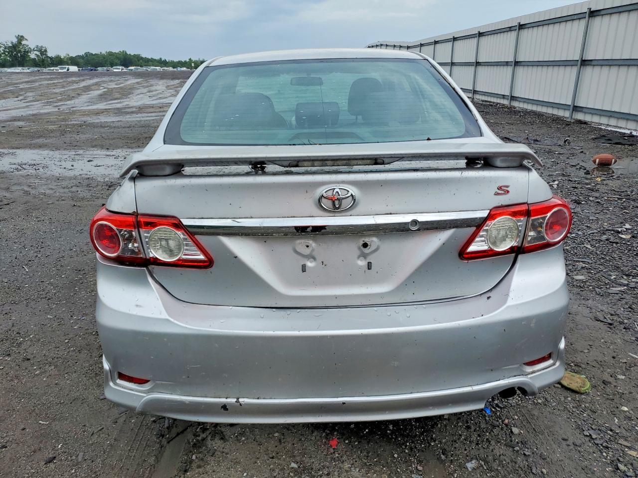 2013 Toyota Corolla S Silver vin: 5YFBU4EE8DP132041