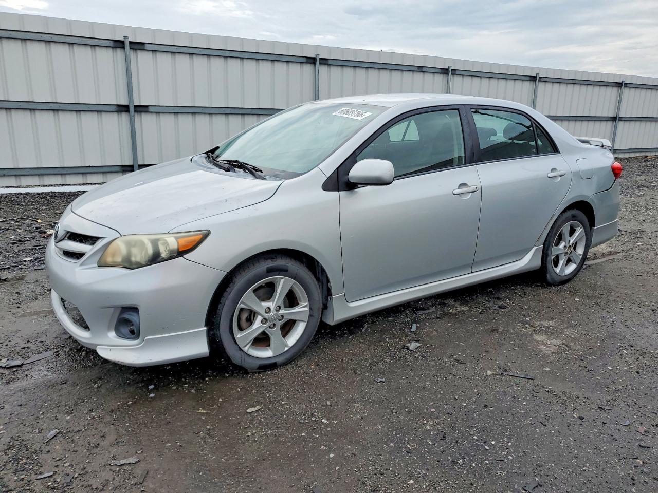 2013 Toyota Corolla S Silver vin: 5YFBU4EE8DP132041