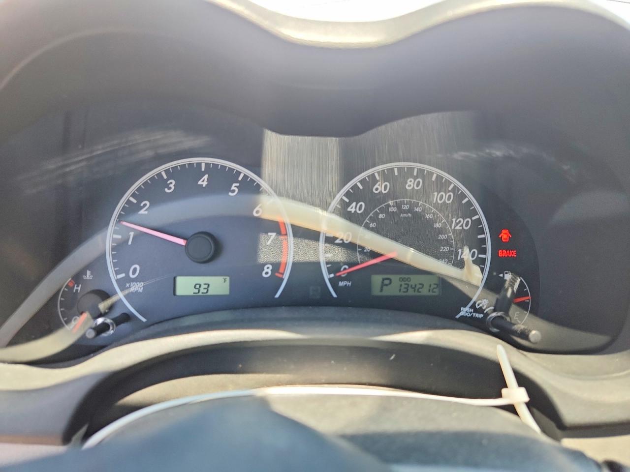 2013 Toyota Corolla Le Silver vin: 5YFBU4EE8DP141533