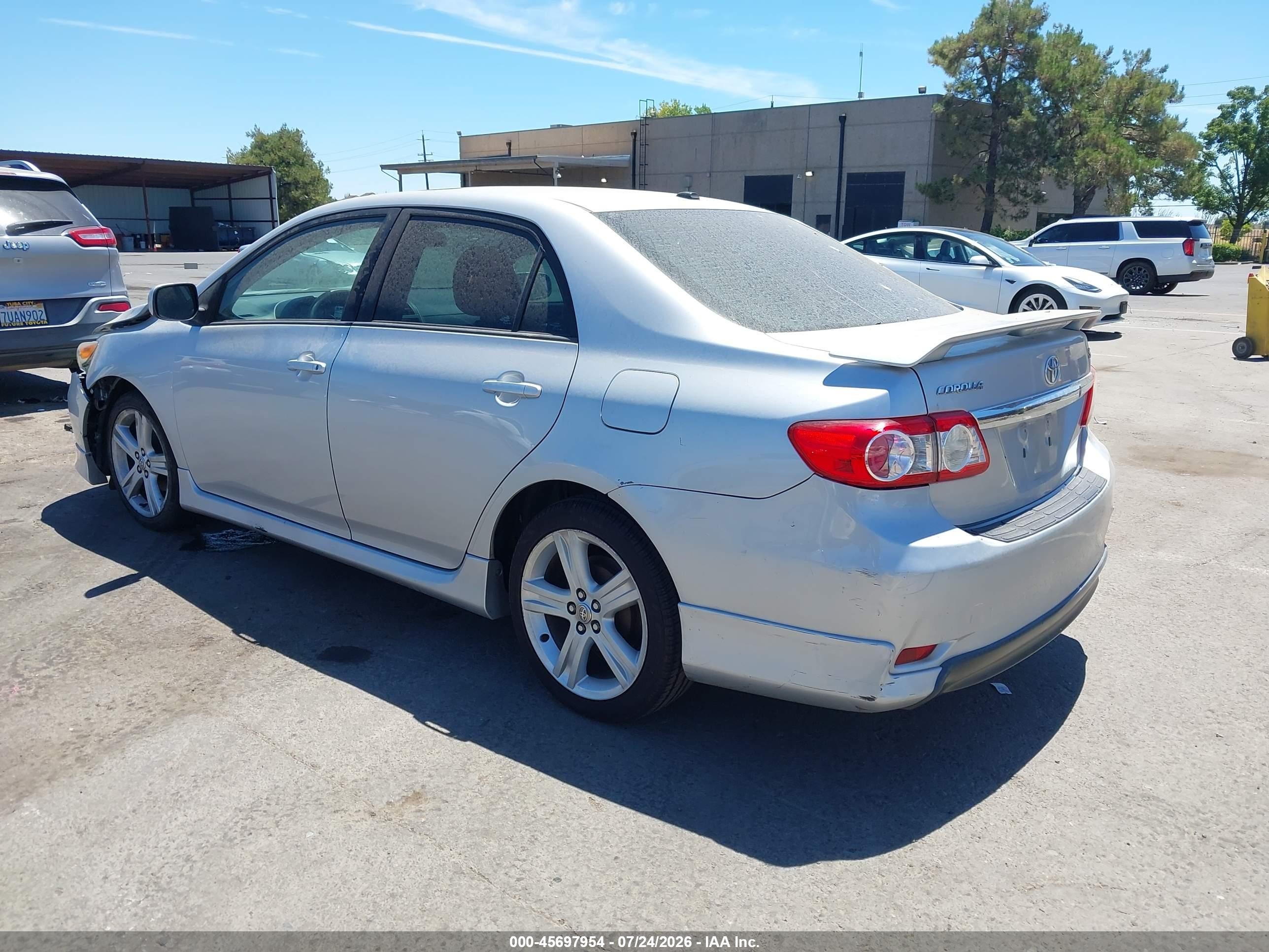 2013 Toyota Corolla S Silver vin: 5YFBU4EE8DP174886