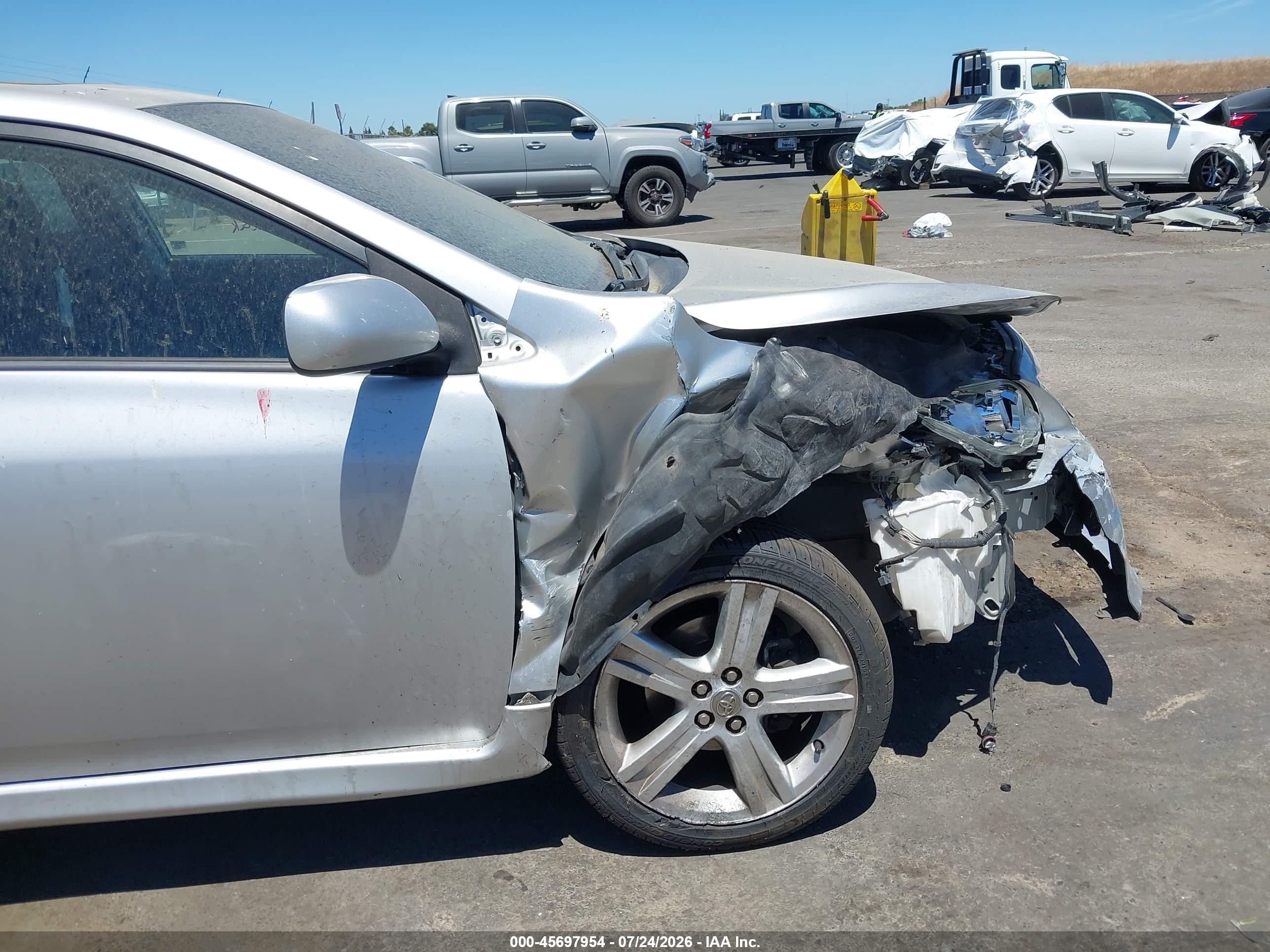 2013 Toyota Corolla S Silver vin: 5YFBU4EE8DP174886