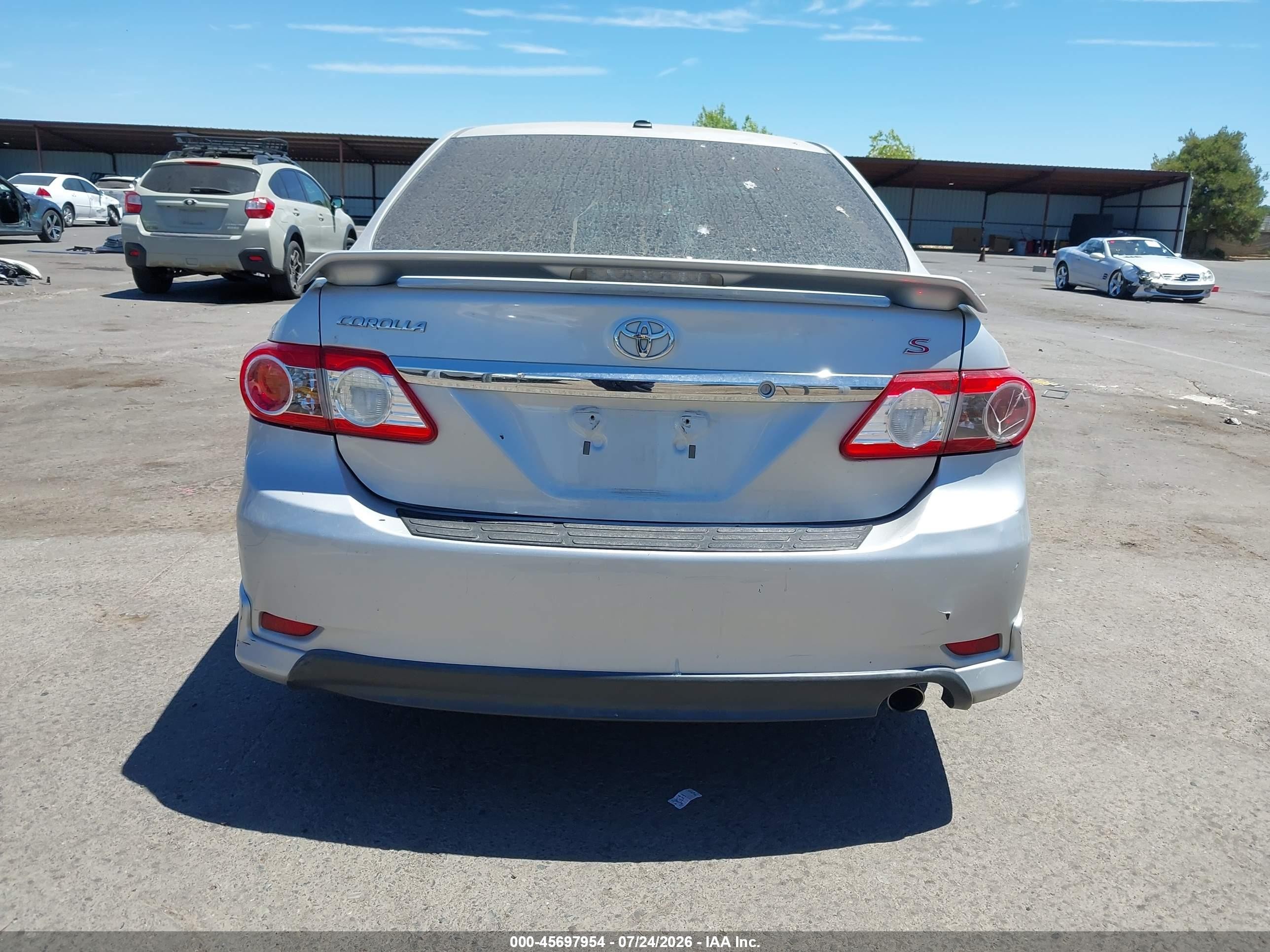 2013 Toyota Corolla S Silver vin: 5YFBU4EE8DP174886