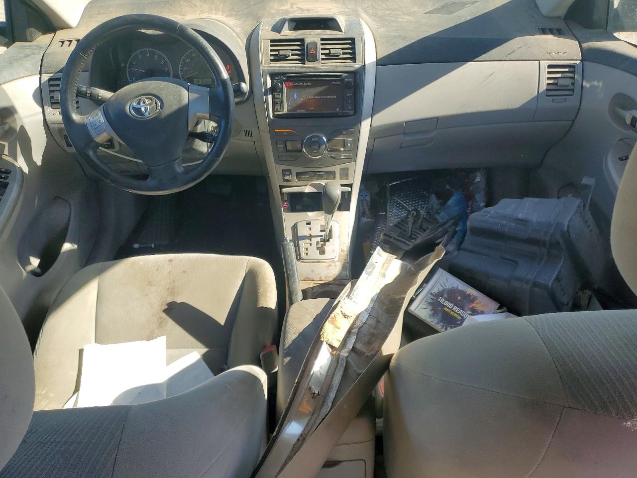 2013 Toyota Corolla Le Silver vin: 5YFBU4EE8DP182440