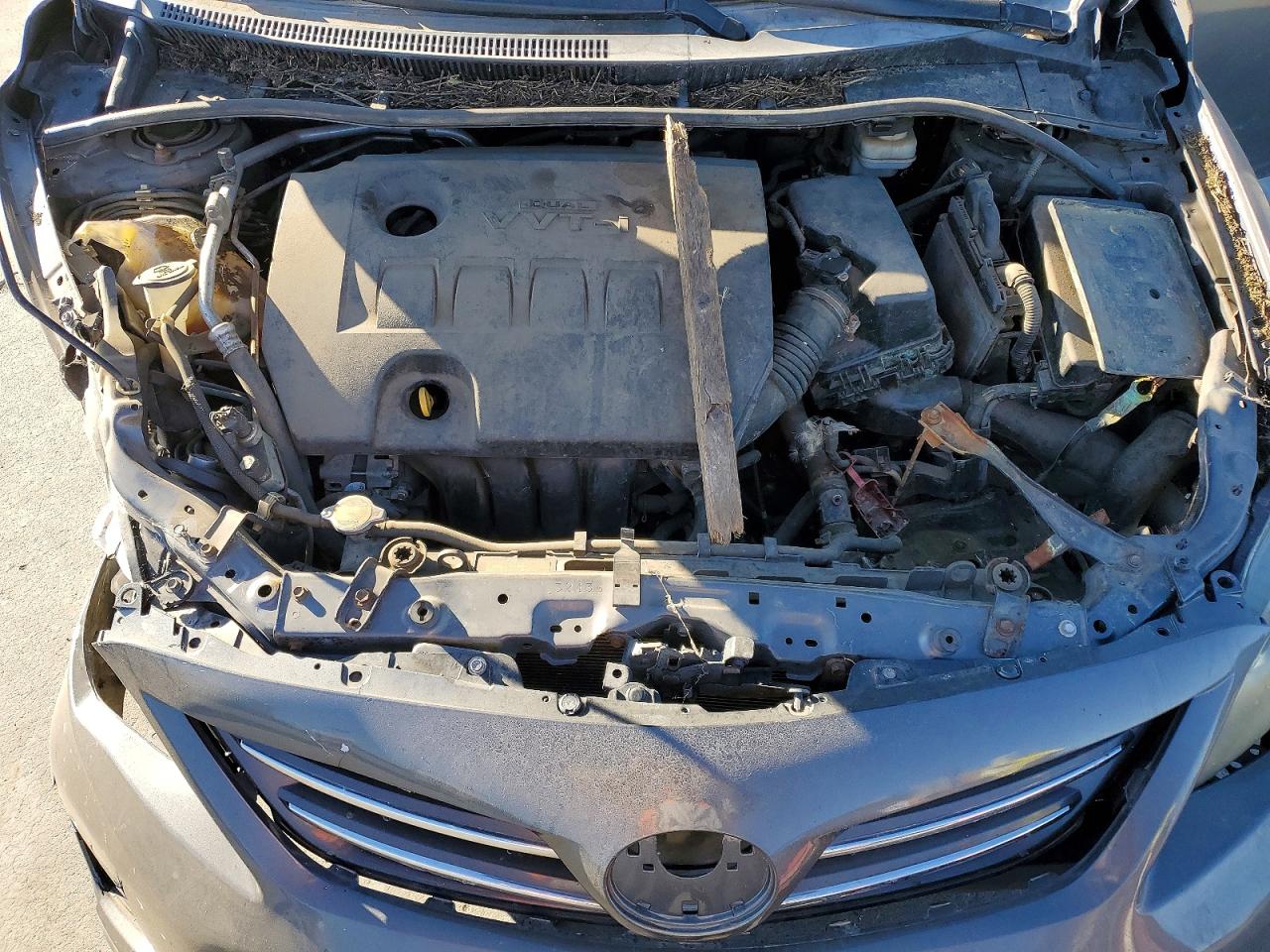 2013 Toyota Corolla Le Gray vin: 5YFBU4EE8DP183247