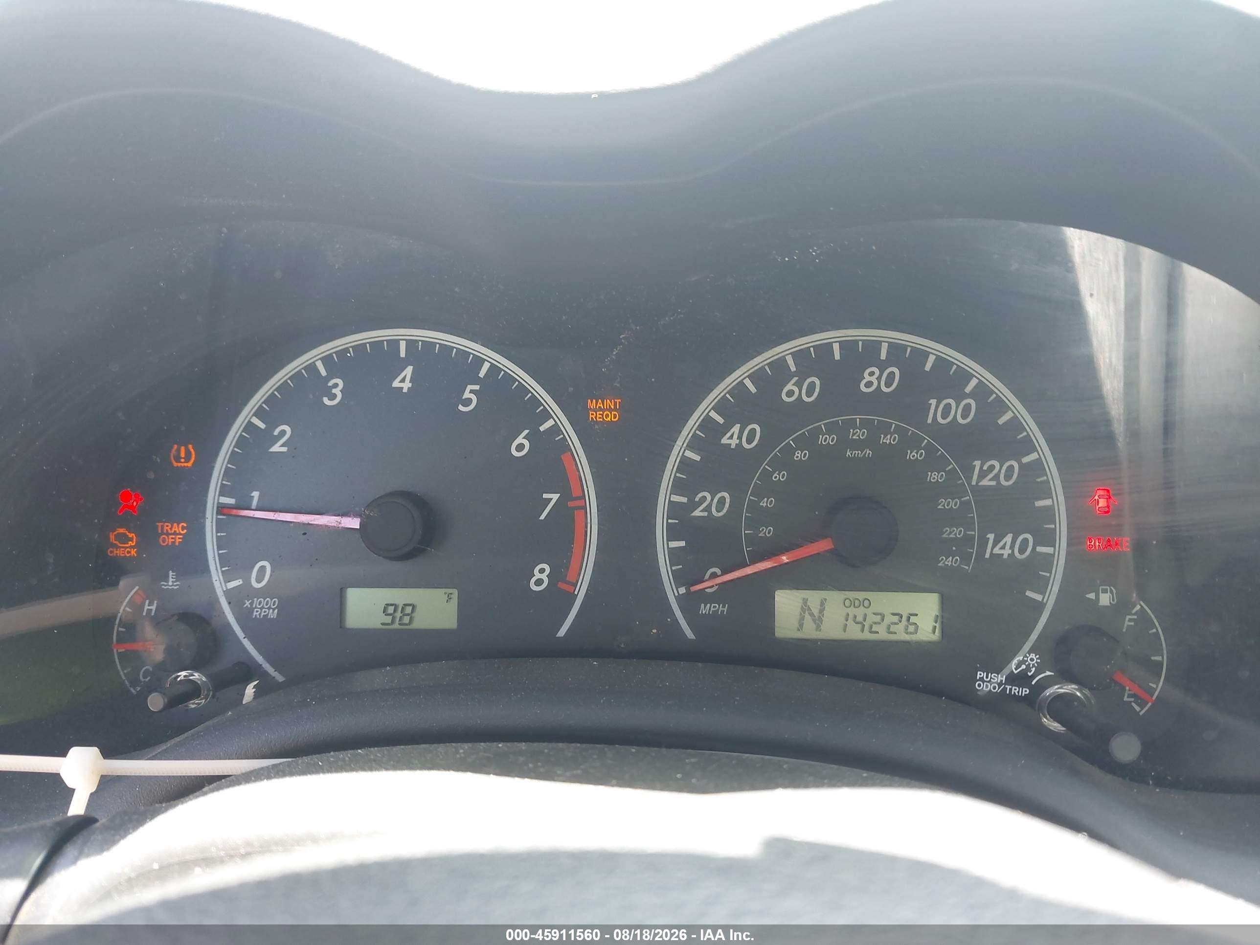 2013 Toyota Corolla Le Red vin: 5YFBU4EE8DP184592