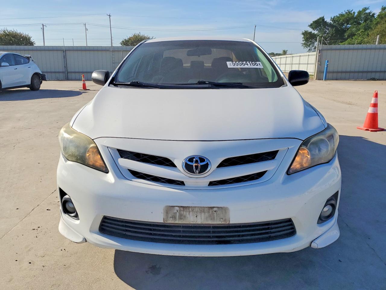 2013 Toyota Corolla S White vin: 5YFBU4EE8DP184687