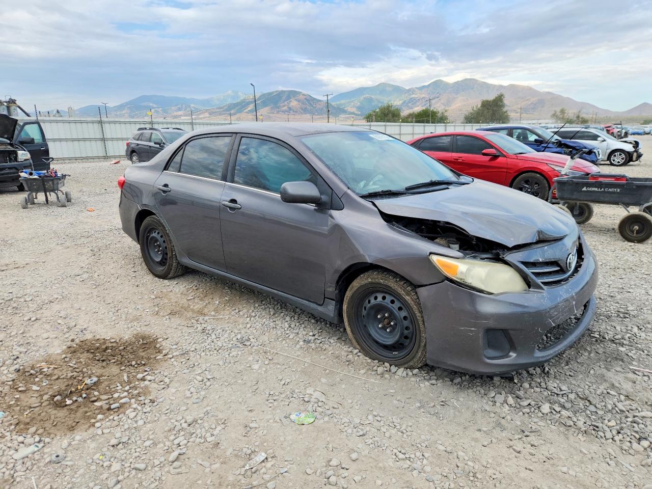 2013 Toyota Corolla Le Gray vin: 5YFBU4EE8DP201259