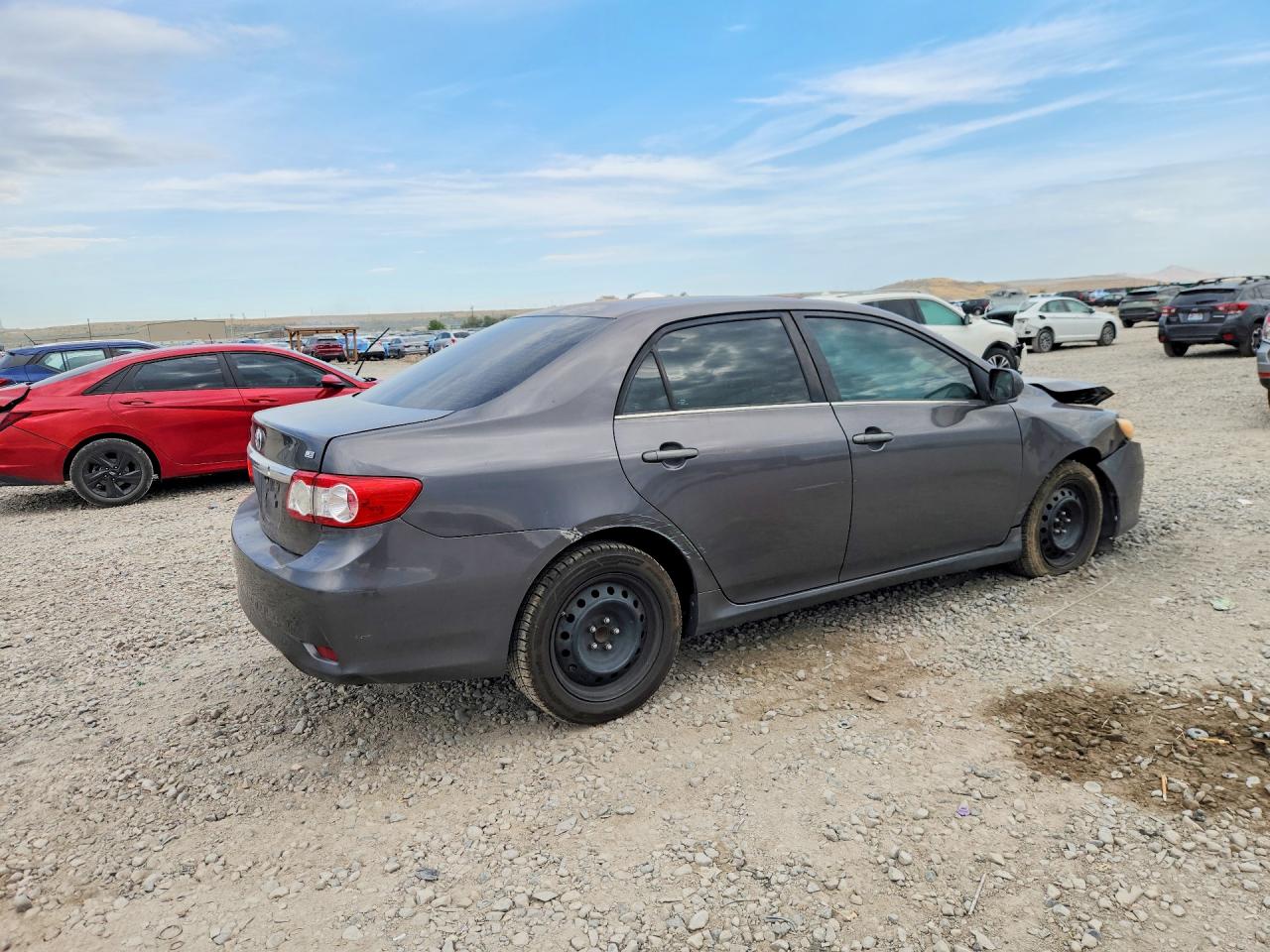 2013 Toyota Corolla Le Gray vin: 5YFBU4EE8DP201259