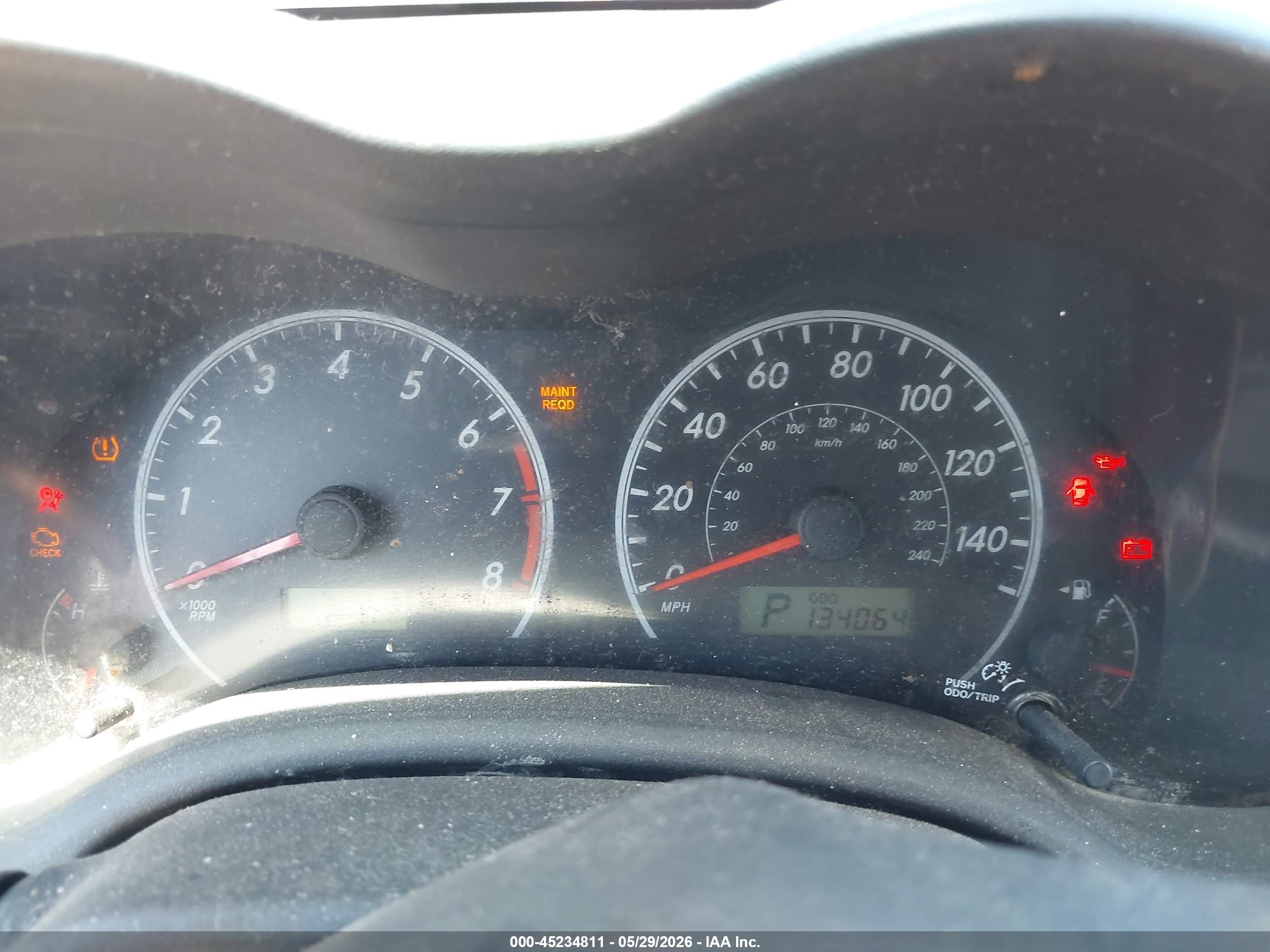 2013 Toyota Corolla Le Red vin: 5YFBU4EE8DP202847