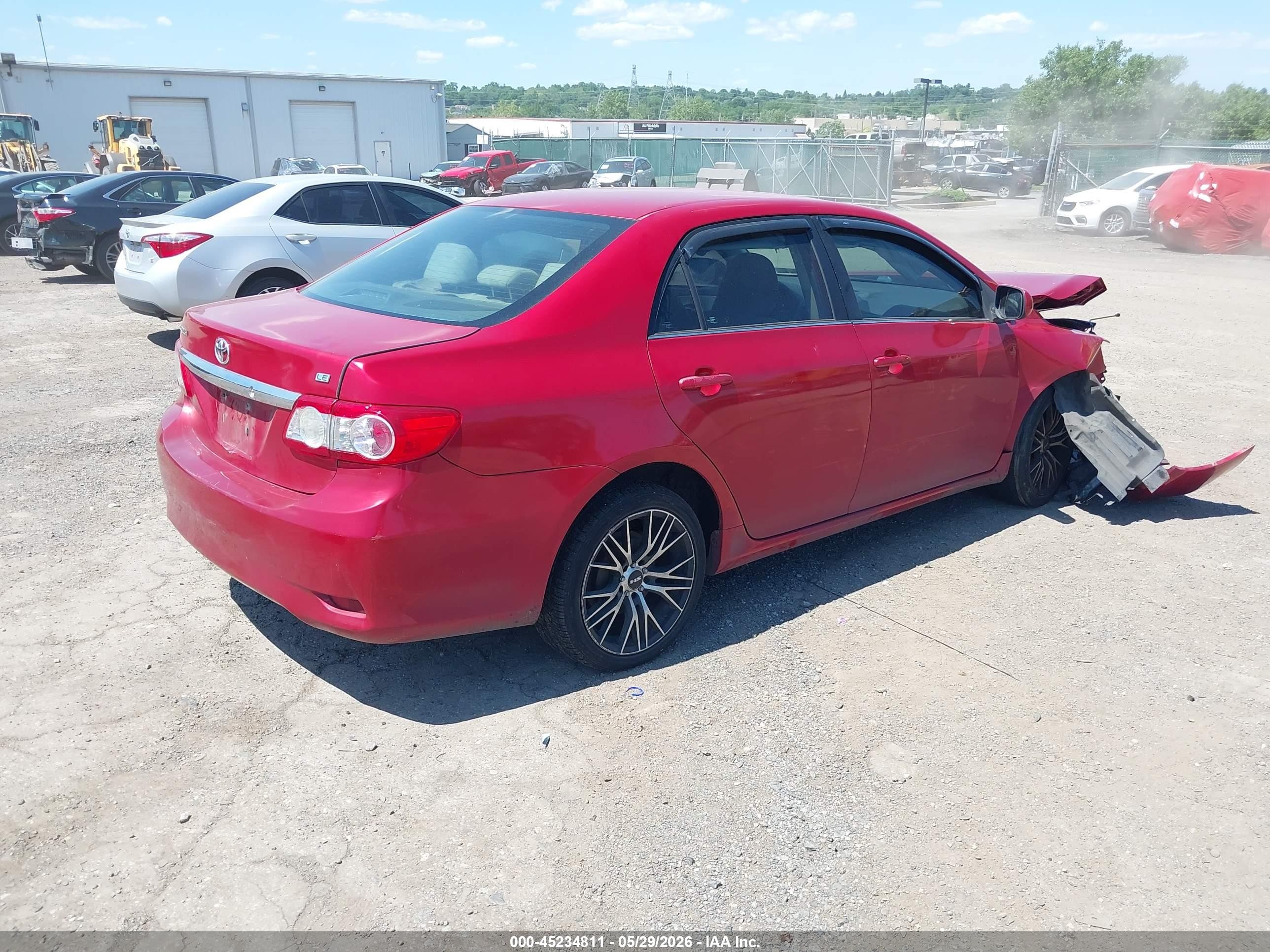 2013 Toyota Corolla Le Red vin: 5YFBU4EE8DP202847