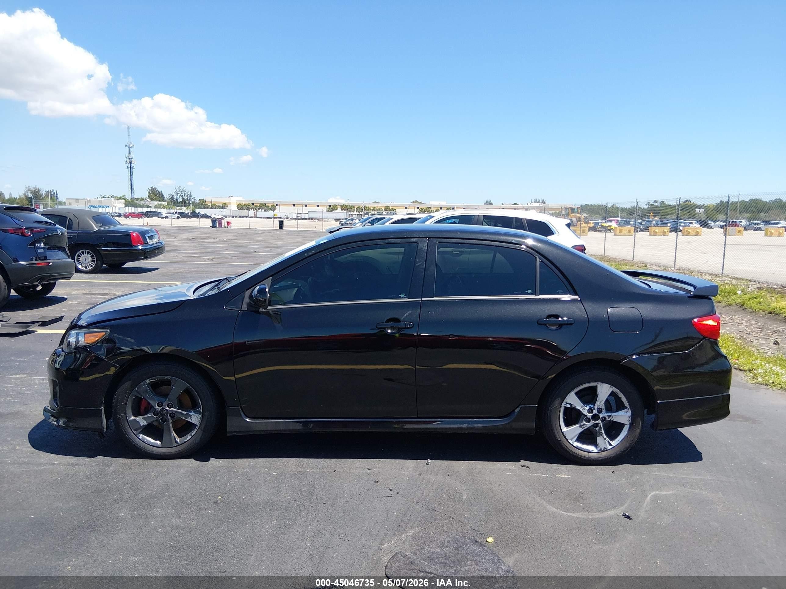2013 Toyota Corolla S Black vin: 5YFBU4EE8DP218403