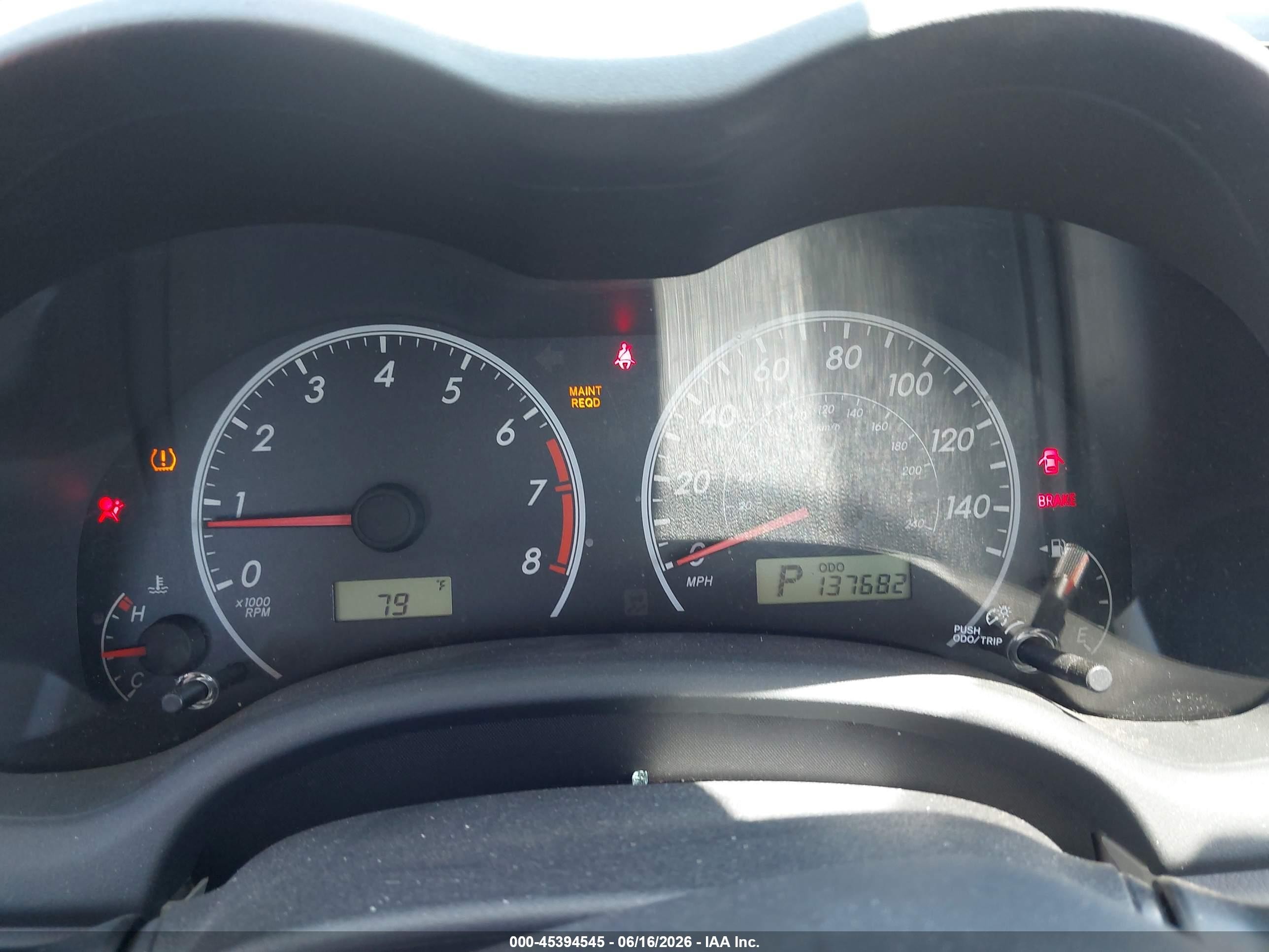 2012 Toyota Corolla Le Silver vin: 5YFBU4EE9CP014854