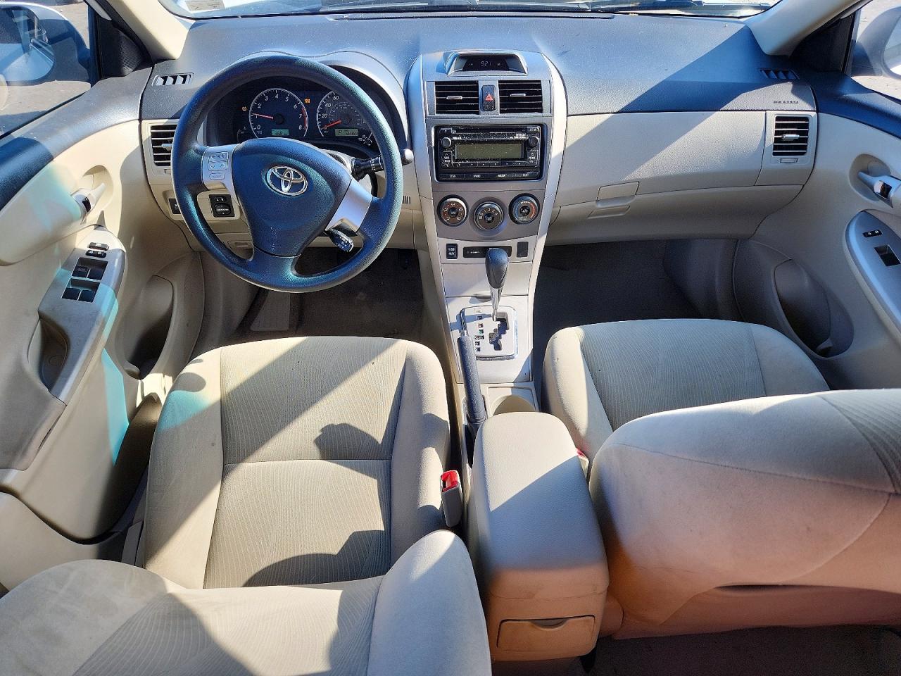 2012 Toyota Corolla Le White vin: 5YFBU4EE9CP038667