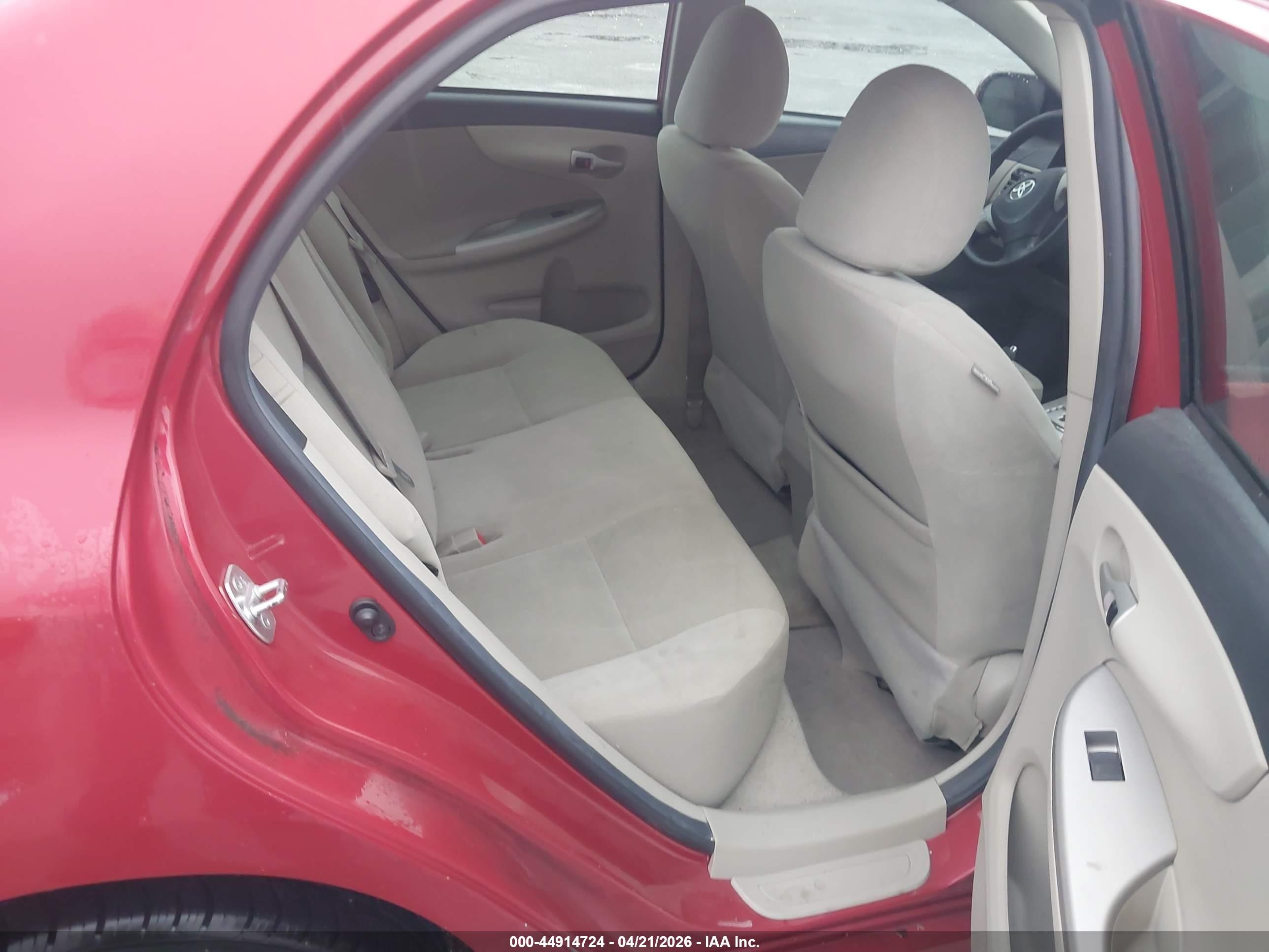 2012 Toyota Corolla Le Red vin: 5YFBU4EE9CP062953