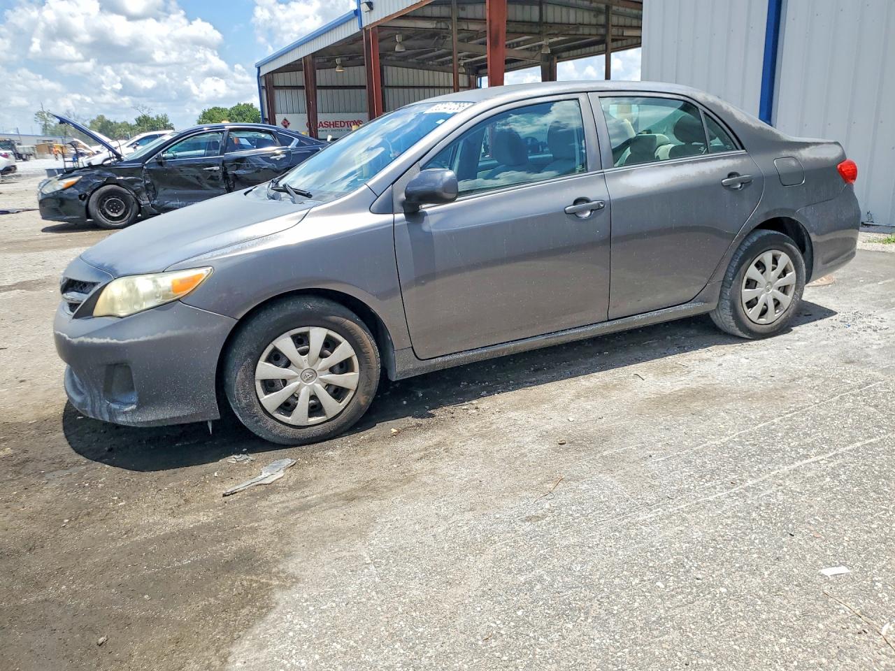 2013 Toyota Corolla L Gray vin: 5YFBU4EE9DP075607