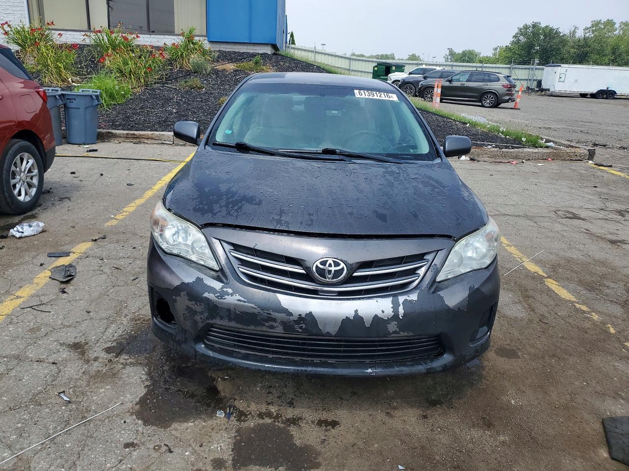 2013 Toyota Corolla Le Gray vin: 5YFBU4EE9DP080323