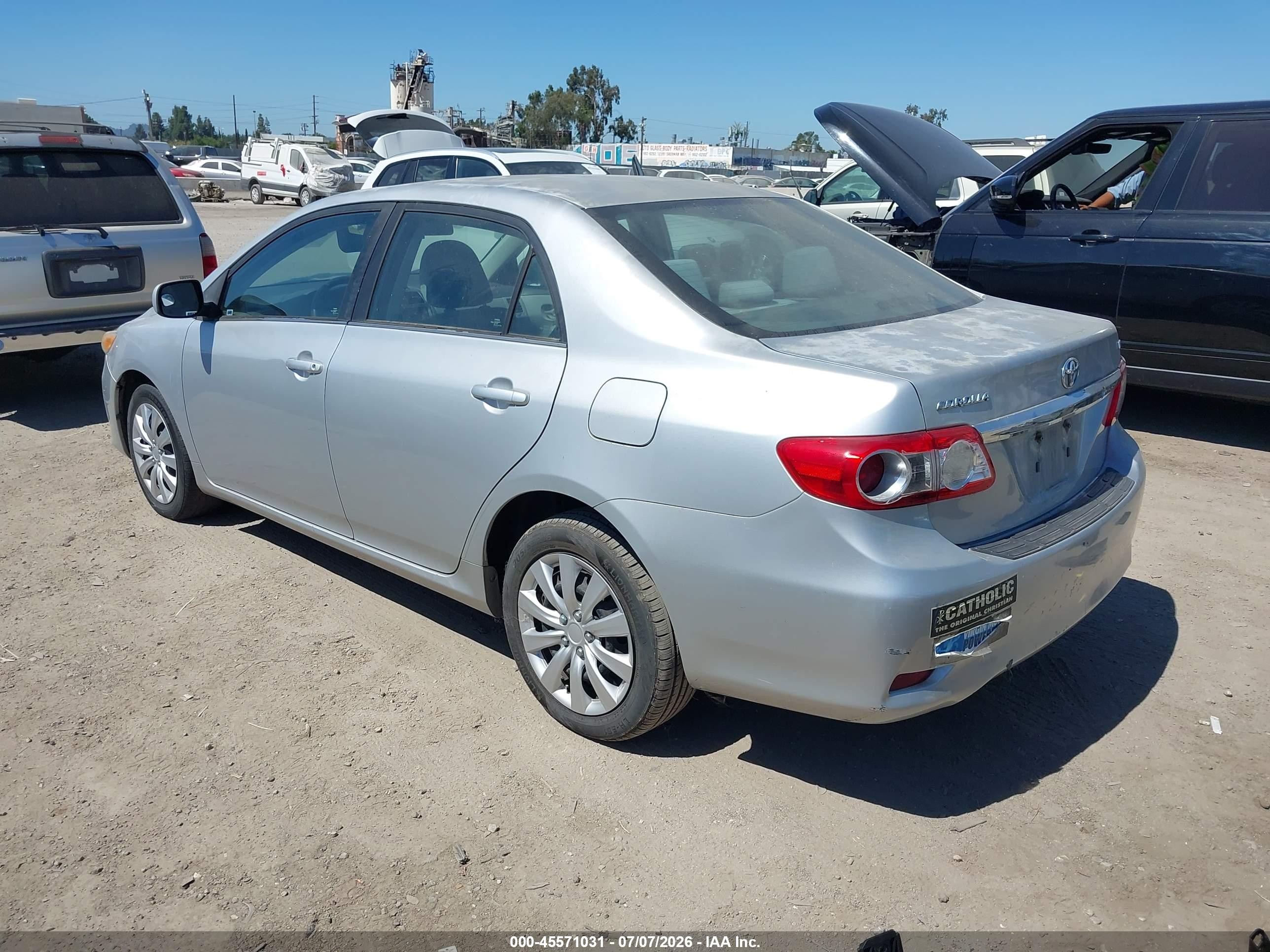 2013 Toyota Corolla Le Silver vin: 5YFBU4EE9DP080581
