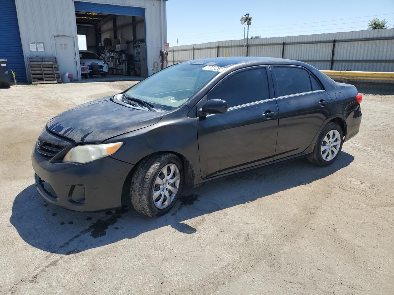2013 Toyota Corolla Le Black vin: 5YFBU4EE9DP086736 Damage: Left Front Fender, Dent(S) W/ Paint Dmg, > 12 Inches