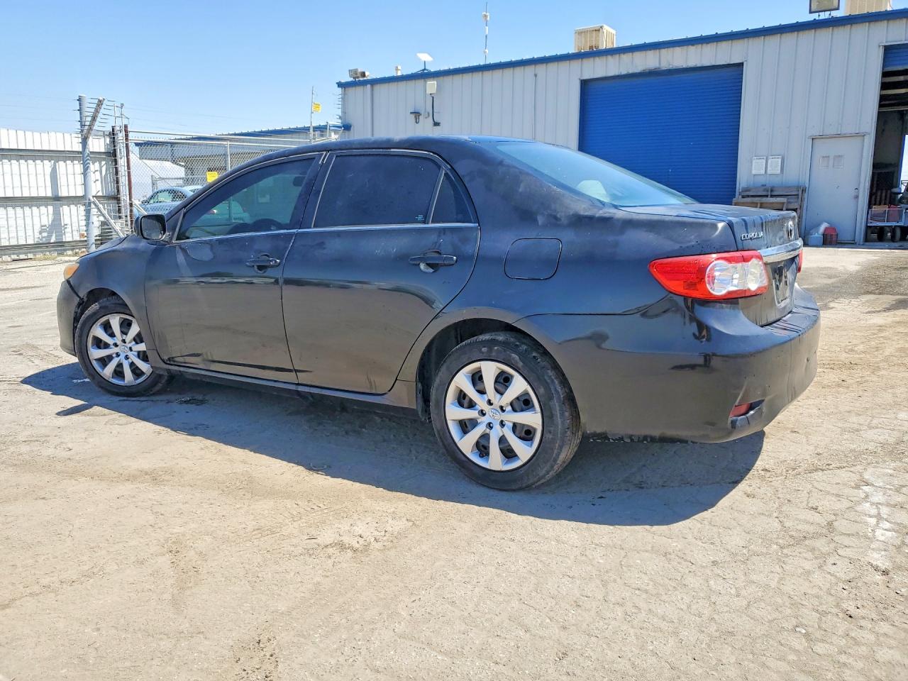 2013 Toyota Corolla Le Black vin: 5YFBU4EE9DP086736