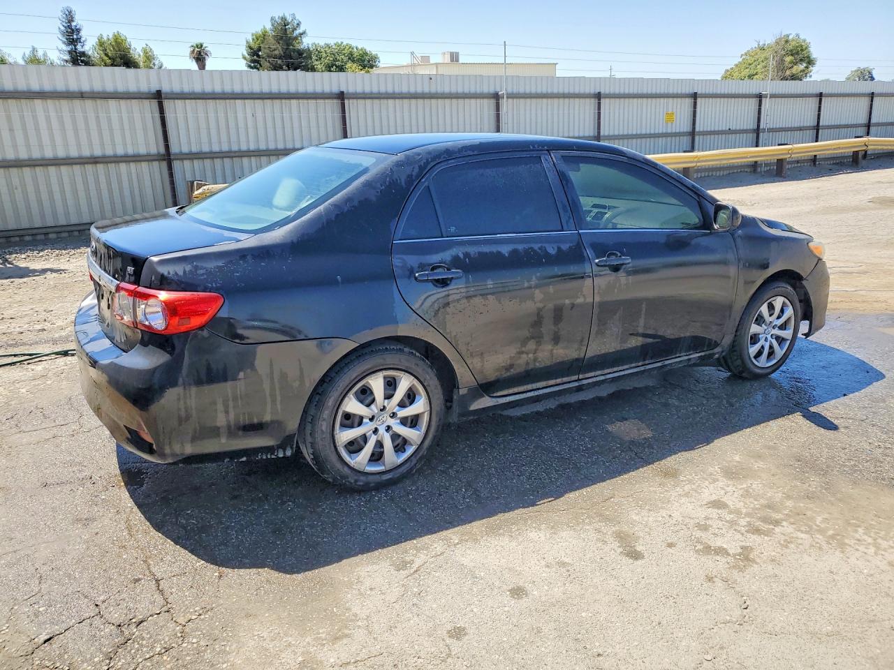 2013 Toyota Corolla Le Black vin: 5YFBU4EE9DP086736