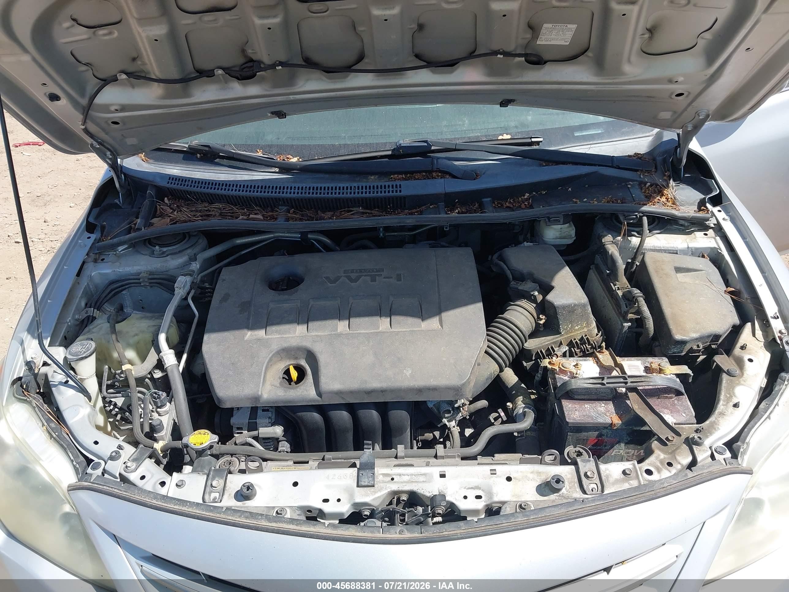 2013 Toyota Corolla Le Silver vin: 5YFBU4EE9DP093511