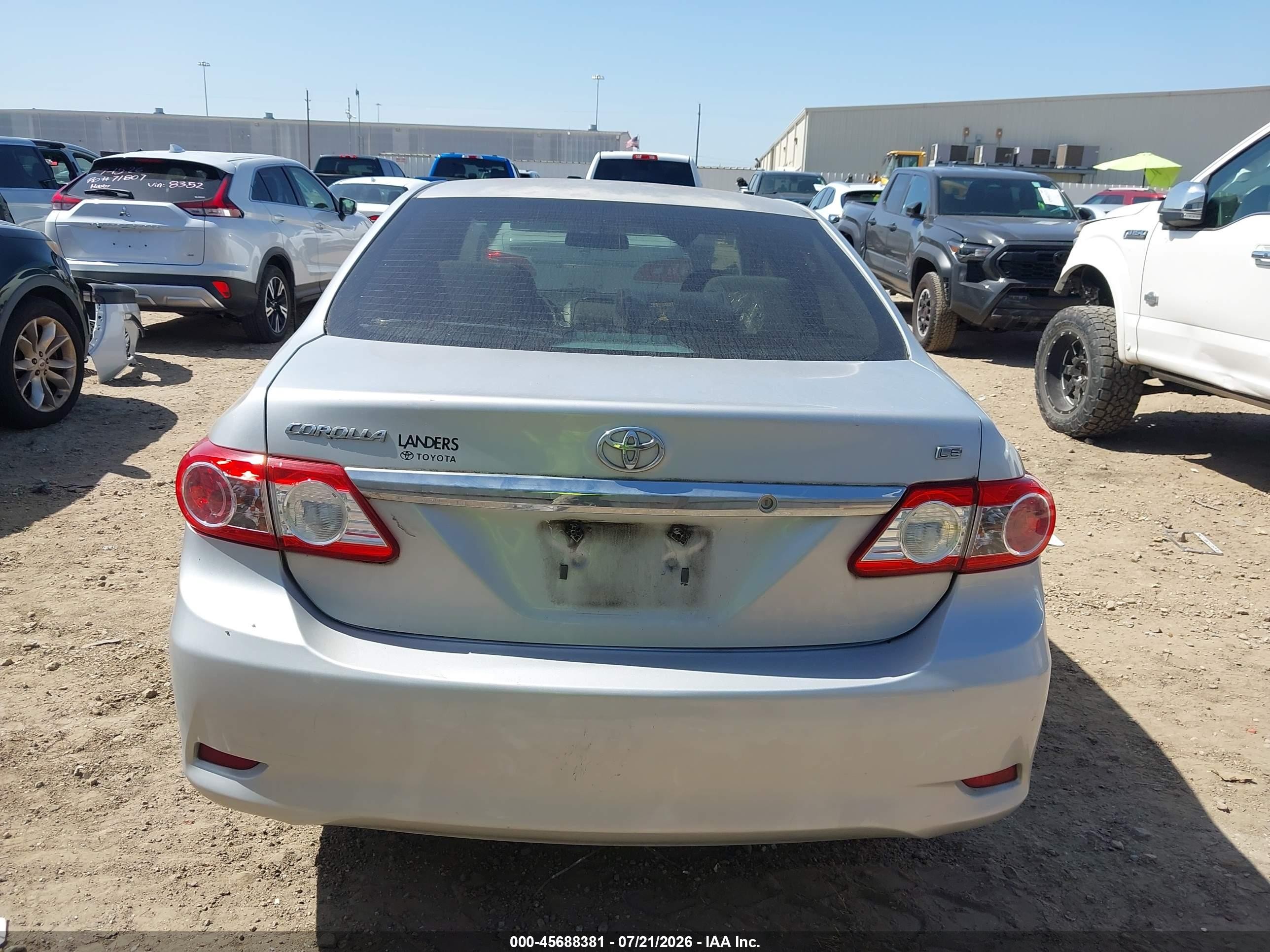 2013 Toyota Corolla Le Silver vin: 5YFBU4EE9DP093511