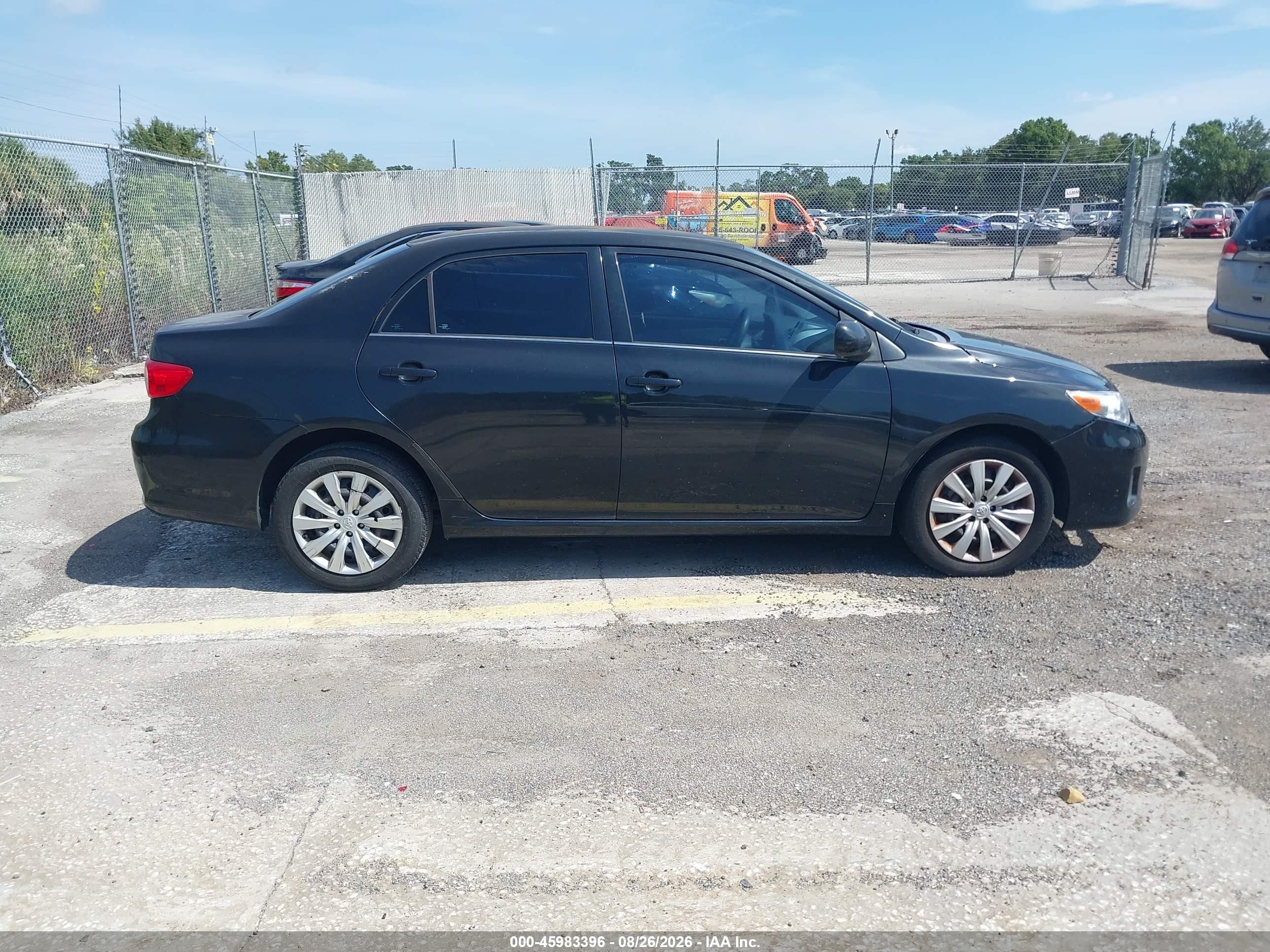 2013 Toyota Corolla Le Black vin: 5YFBU4EE9DP106788