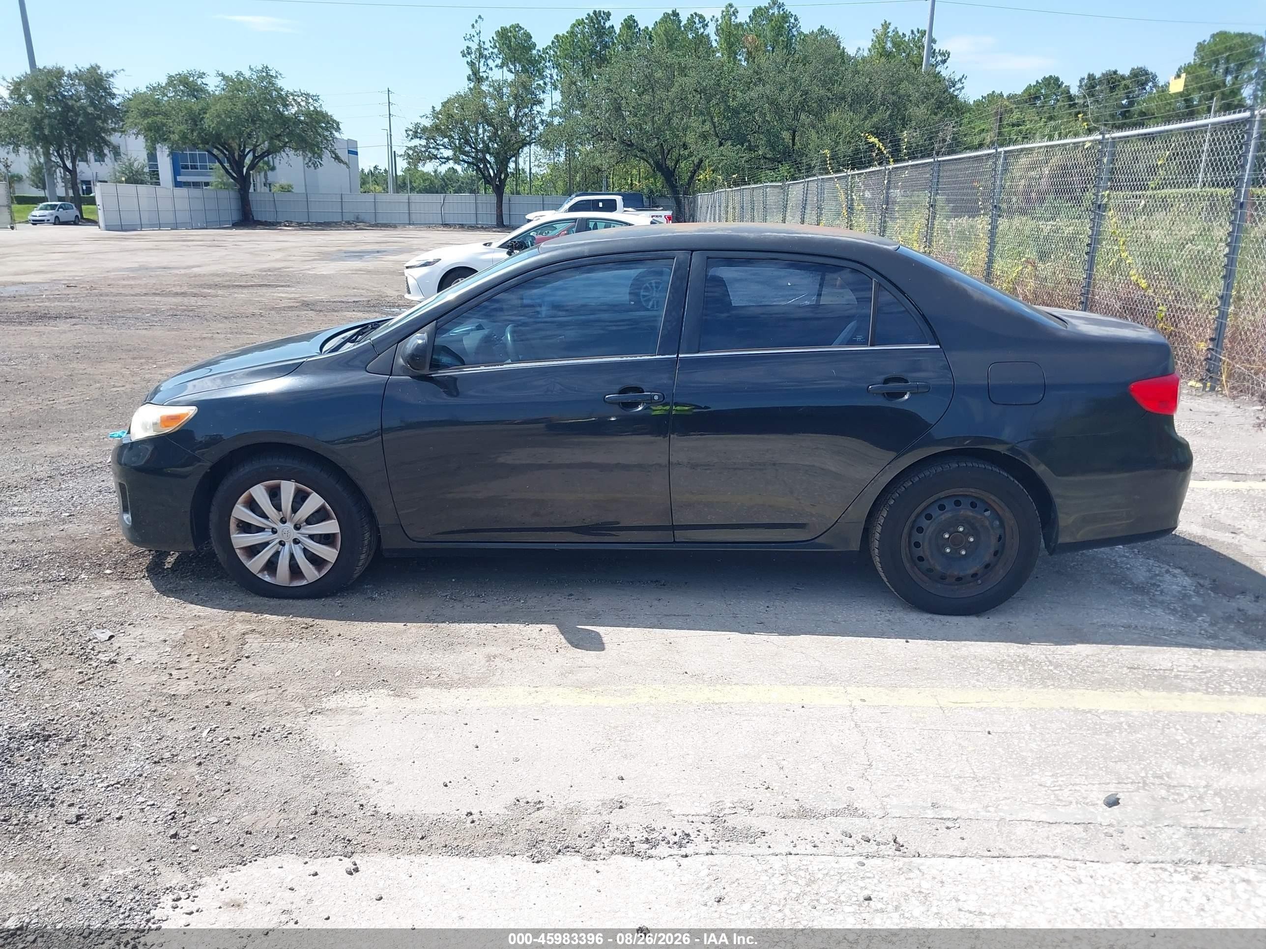 2013 Toyota Corolla Le Black vin: 5YFBU4EE9DP106788