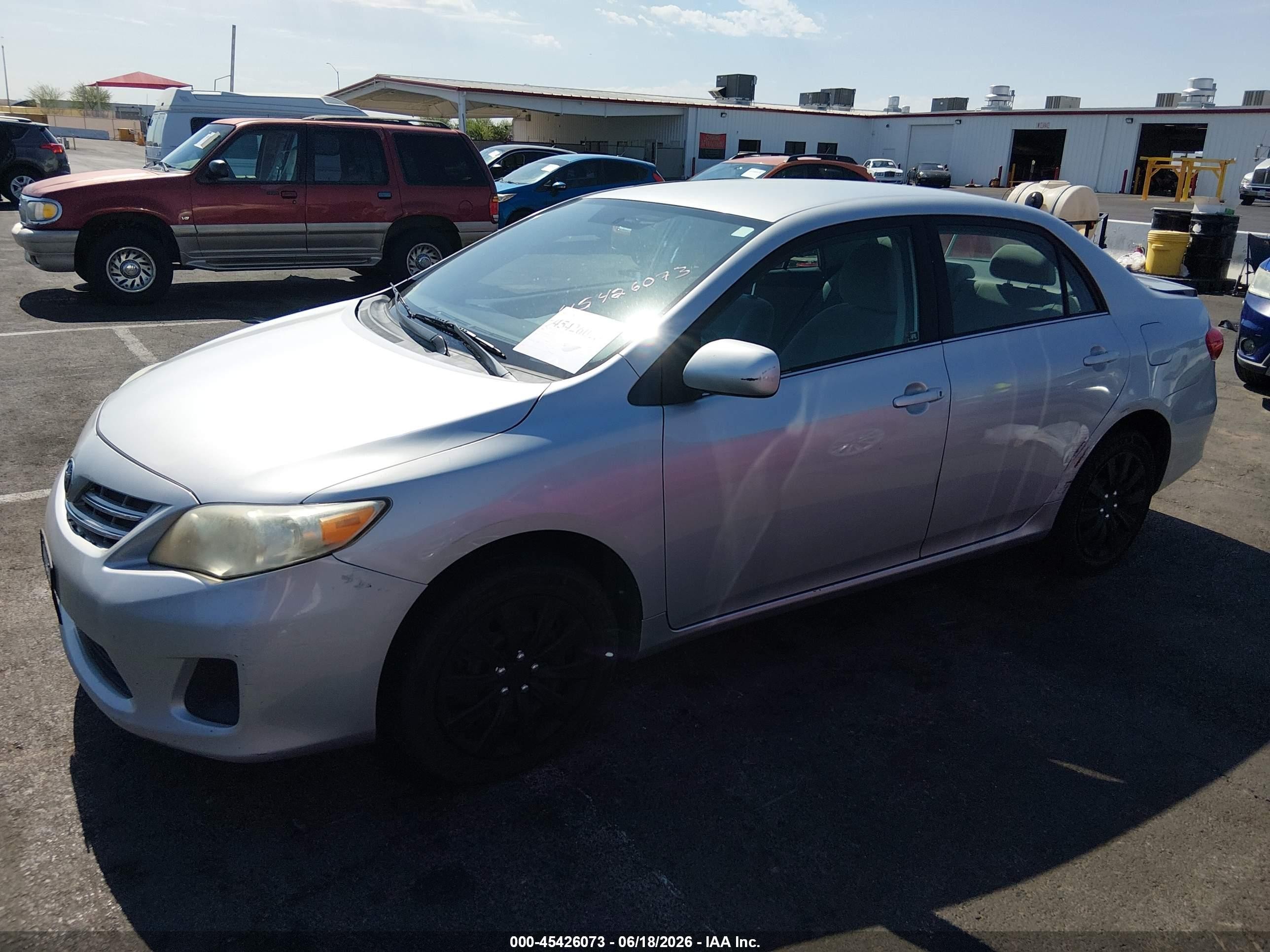 2013 Toyota Corolla Le Silver vin: 5YFBU4EE9DP107312