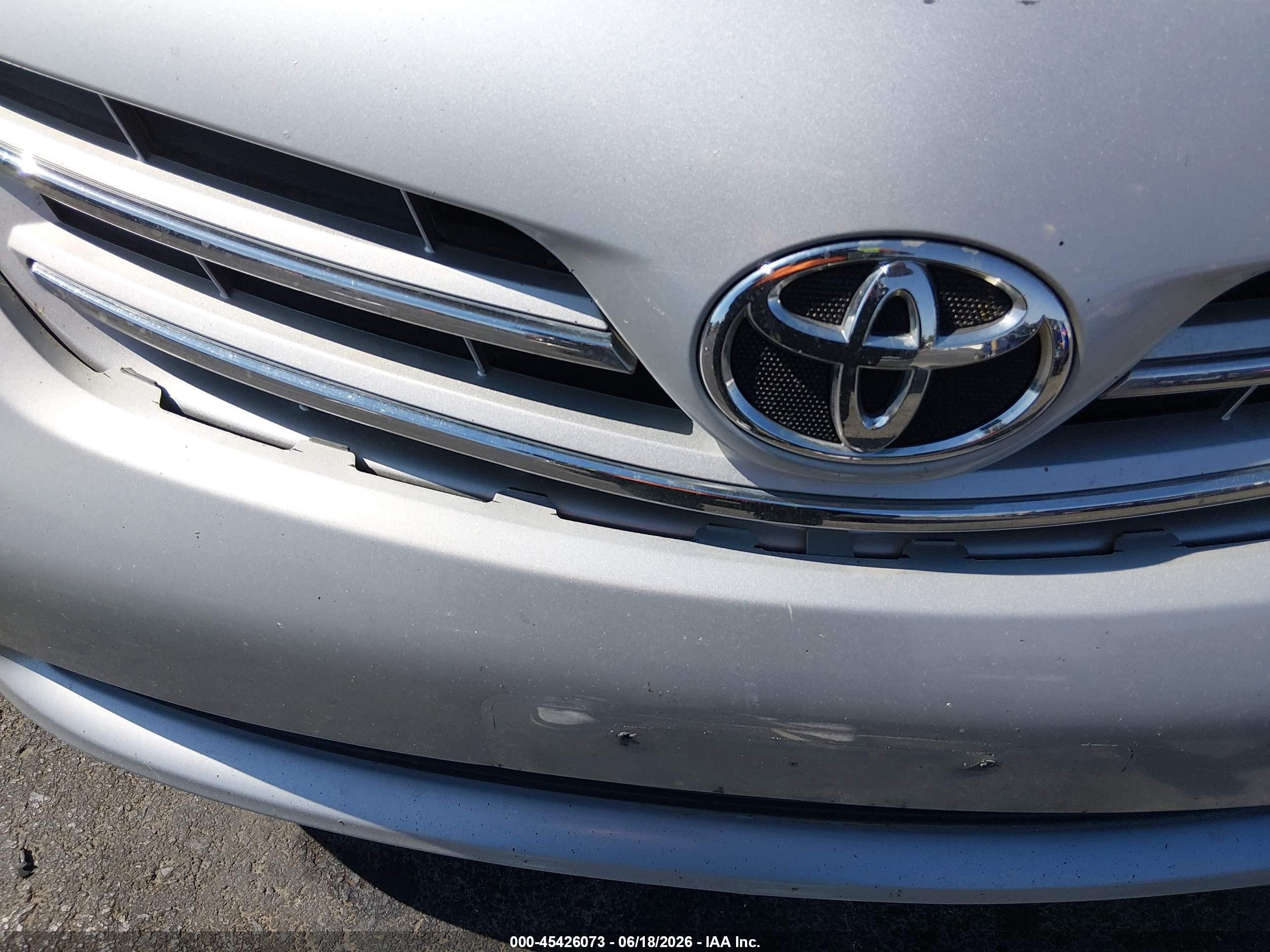 2013 Toyota Corolla Le Silver vin: 5YFBU4EE9DP107312